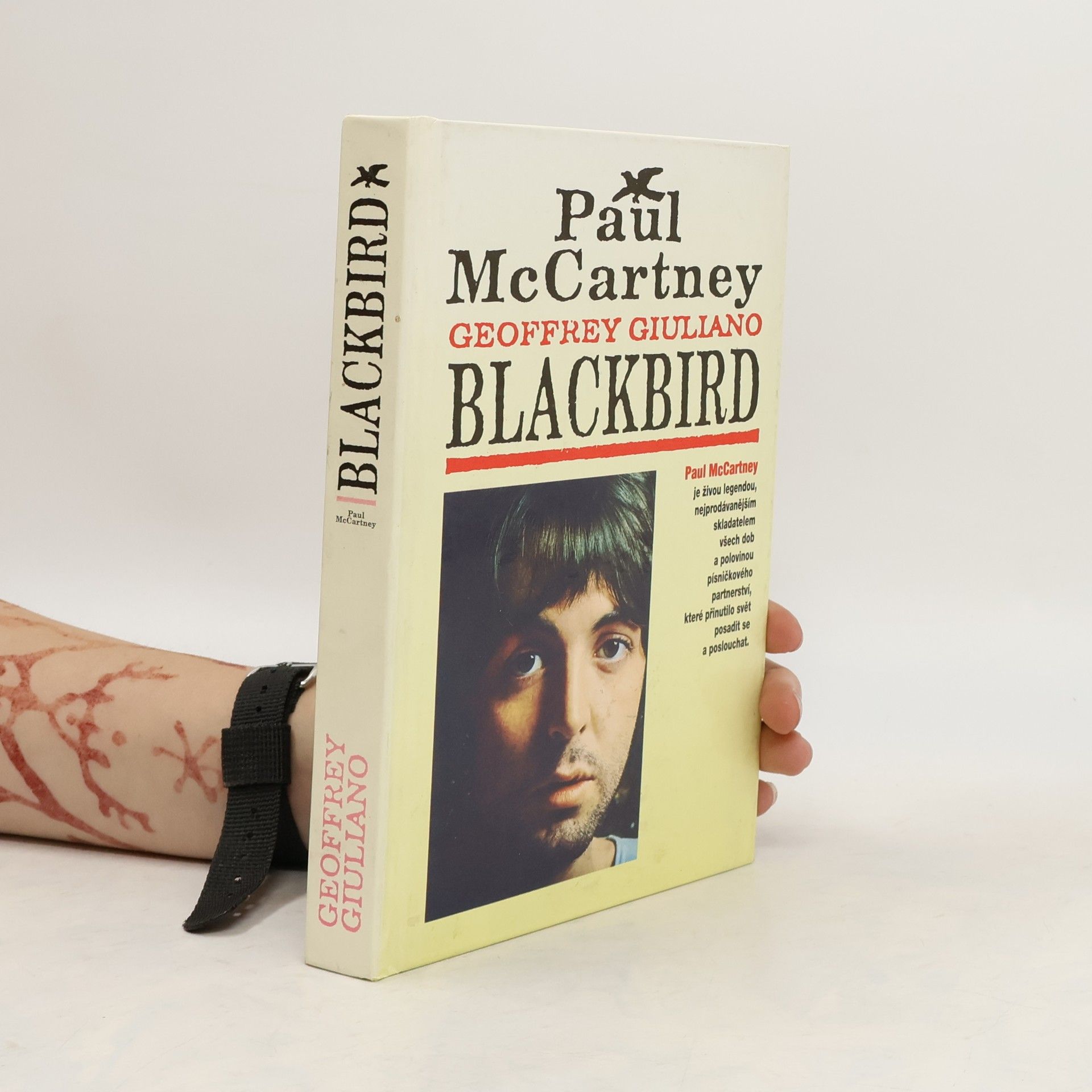 Geoffrey Giuliano Blackbird: Paul McCartney