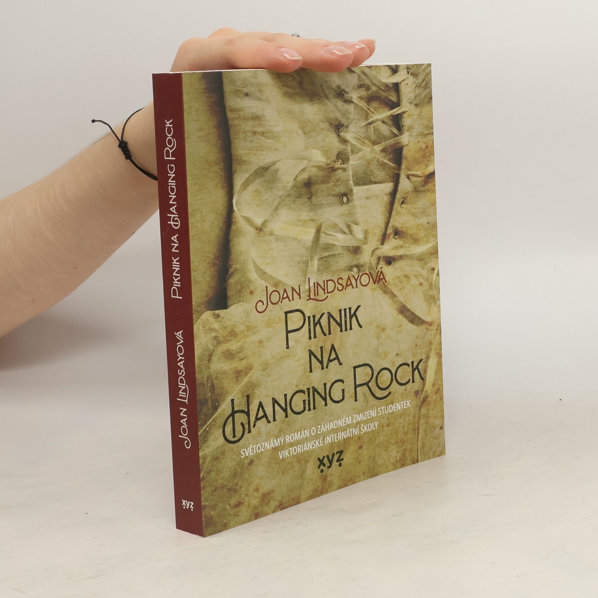 Joan Lindsay Piknik na Hanging Rock