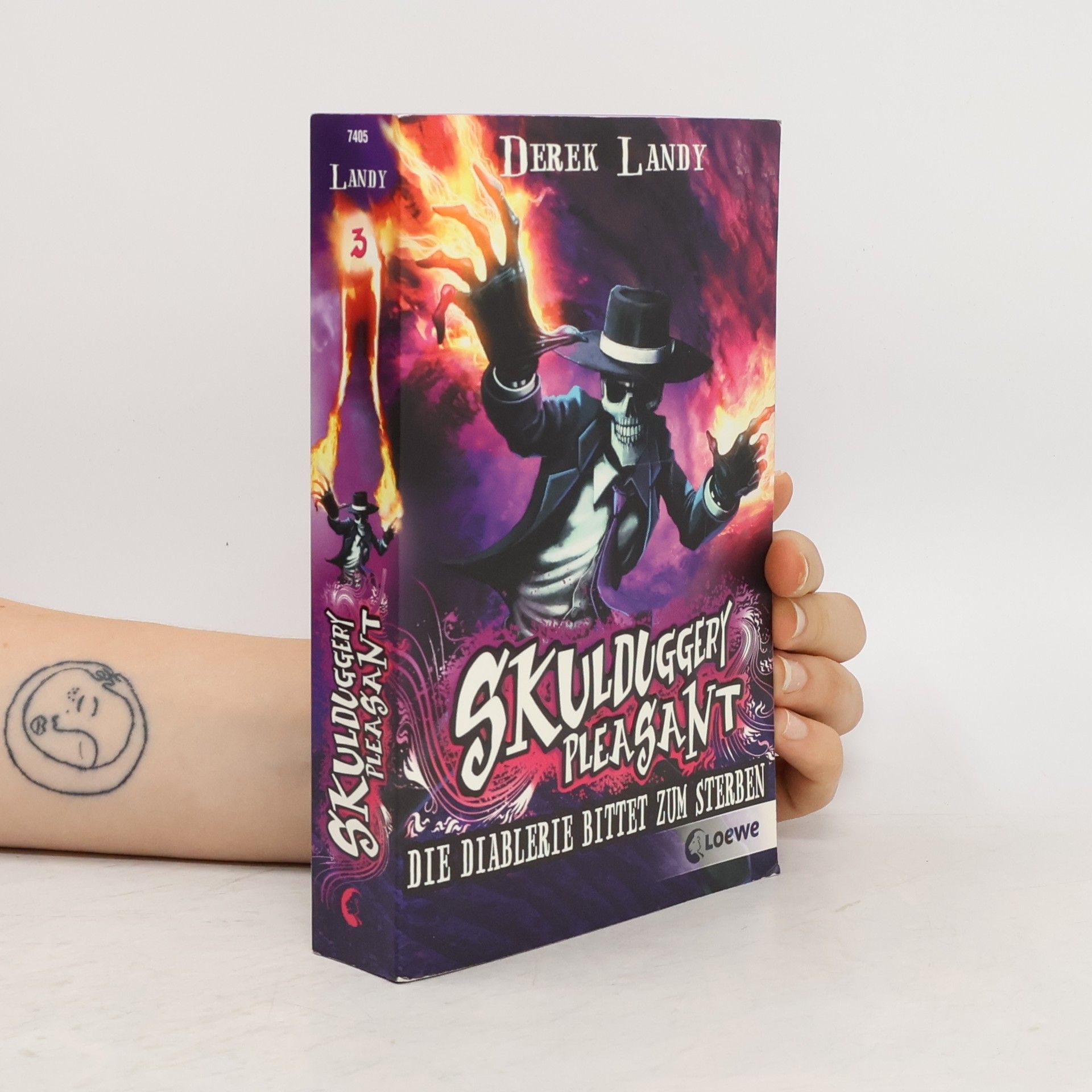 Derek Landy Skulduggery Pleasant