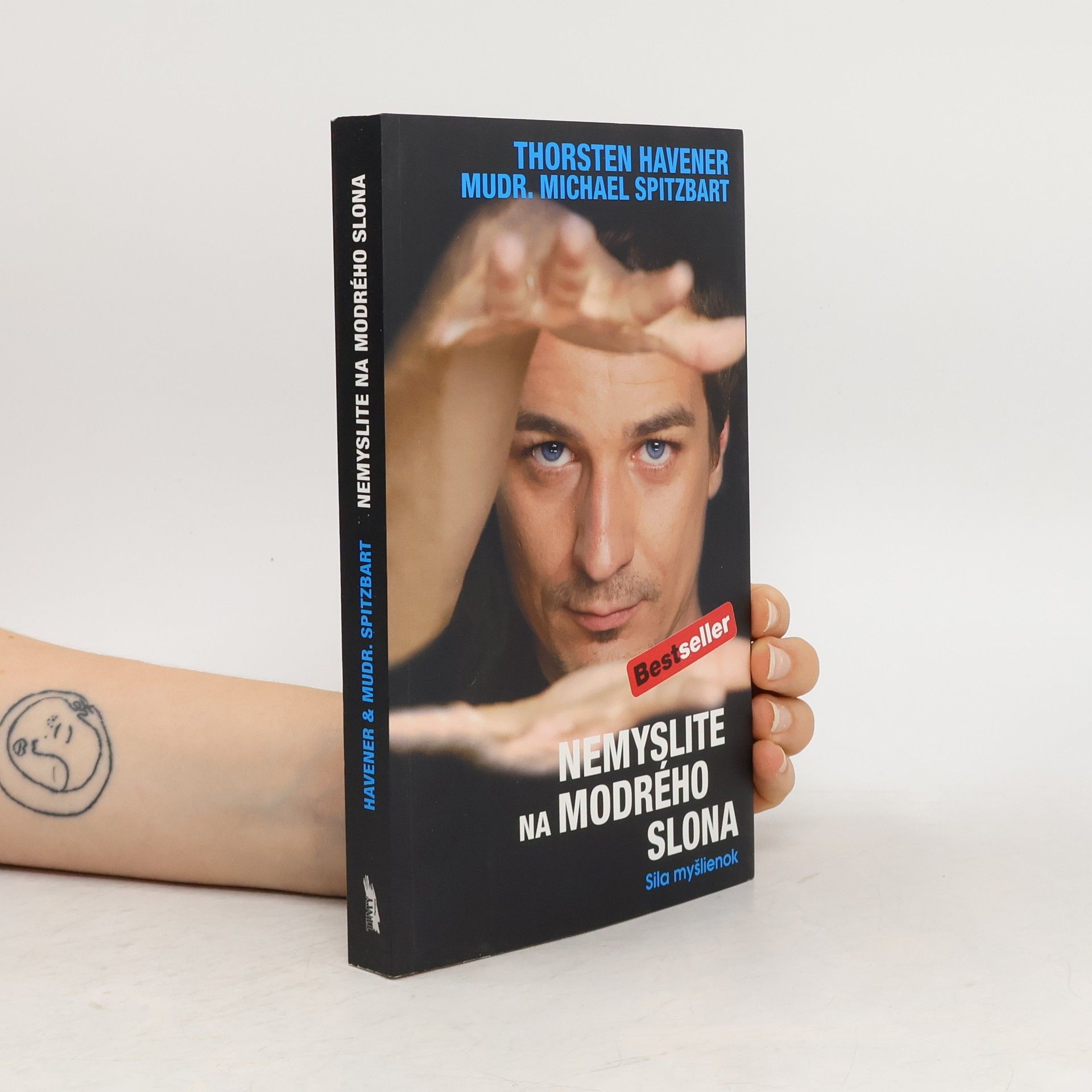 Thorsten Havener Nemyslite na modrého slona