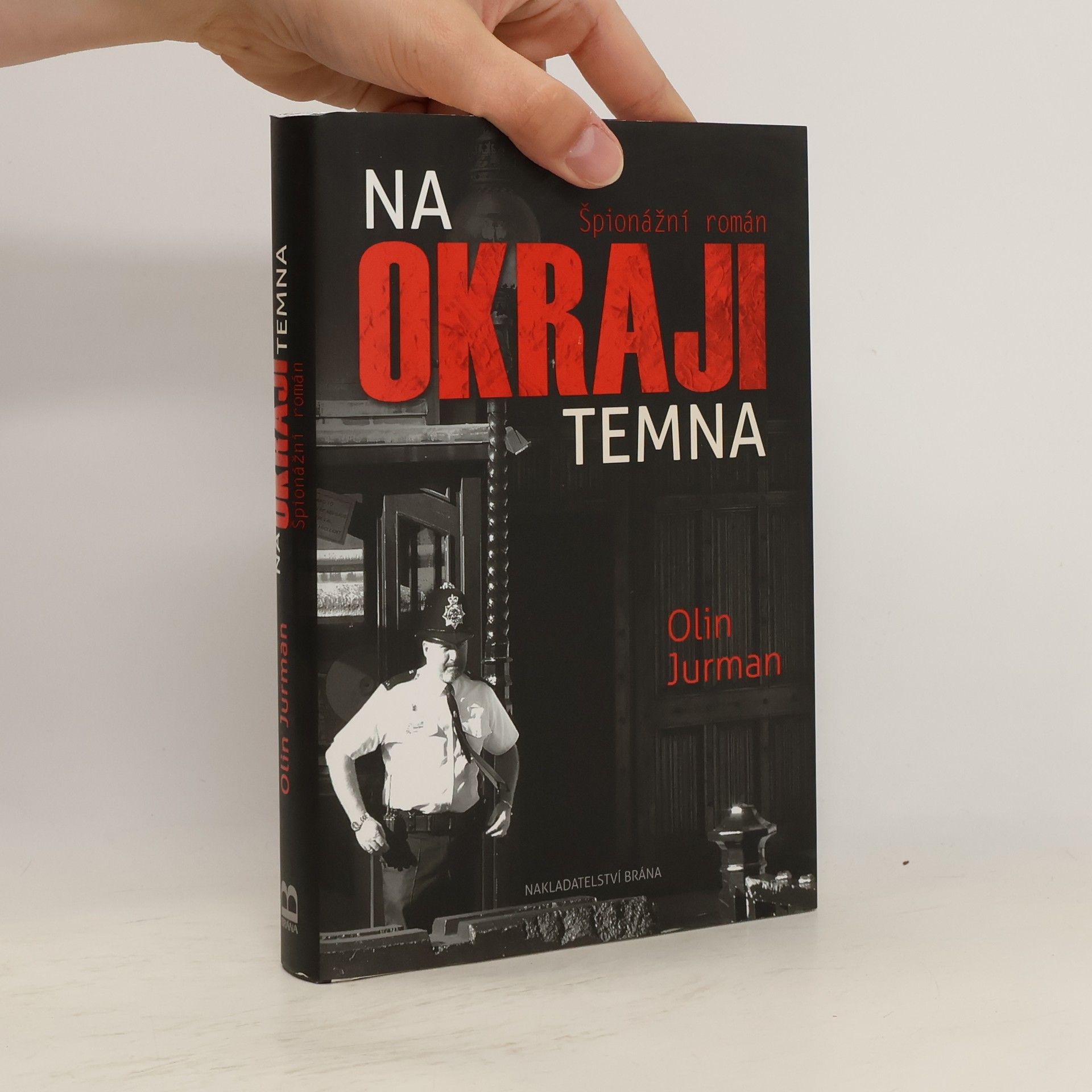 Oldřich Jurman Na okraji temna: špionážní román