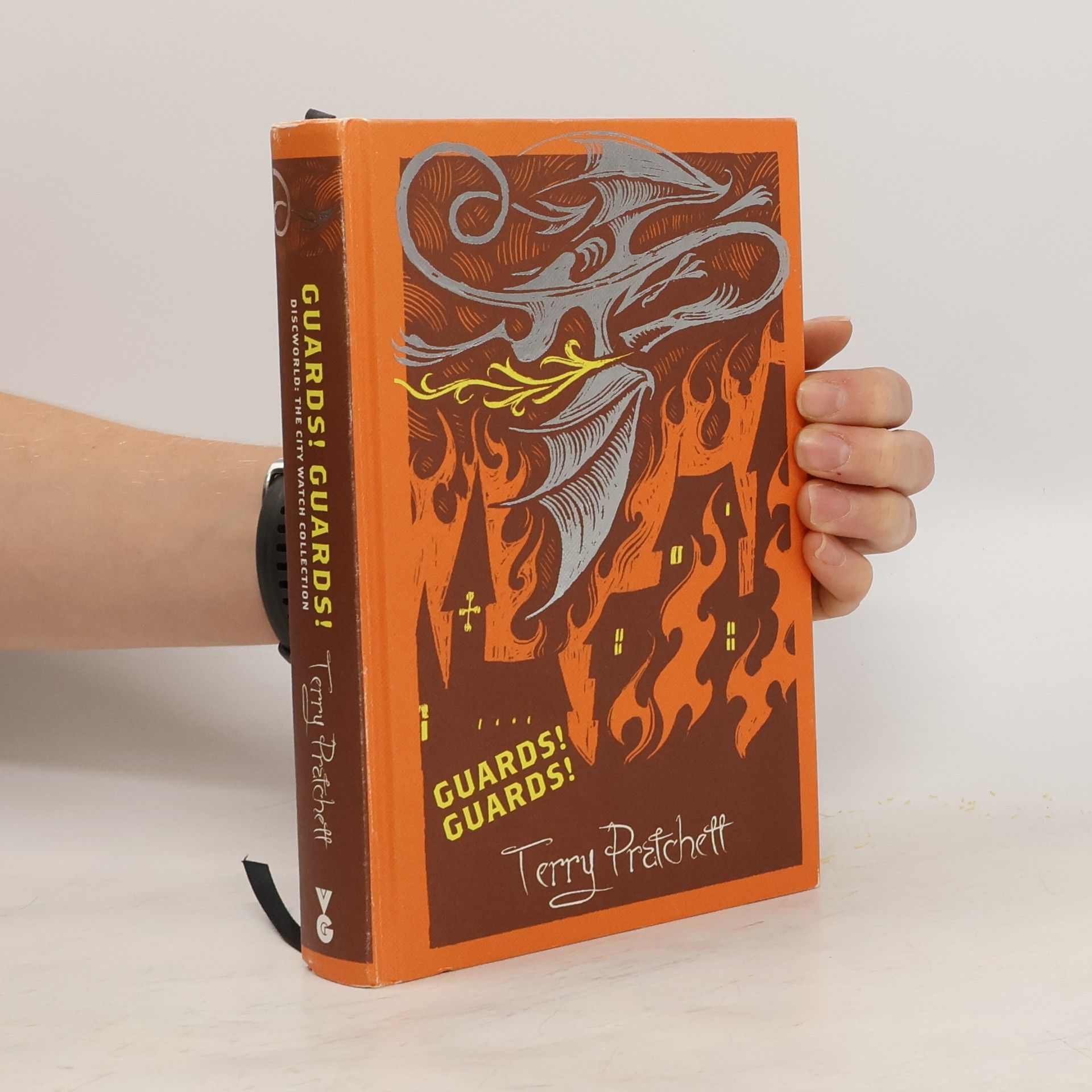 Terry Pratchett Guards! Guards!