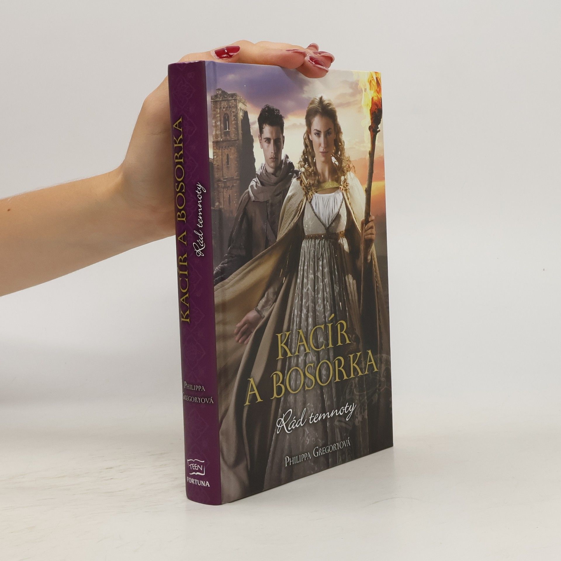 Philippa Gregory Kacír a bosorka
