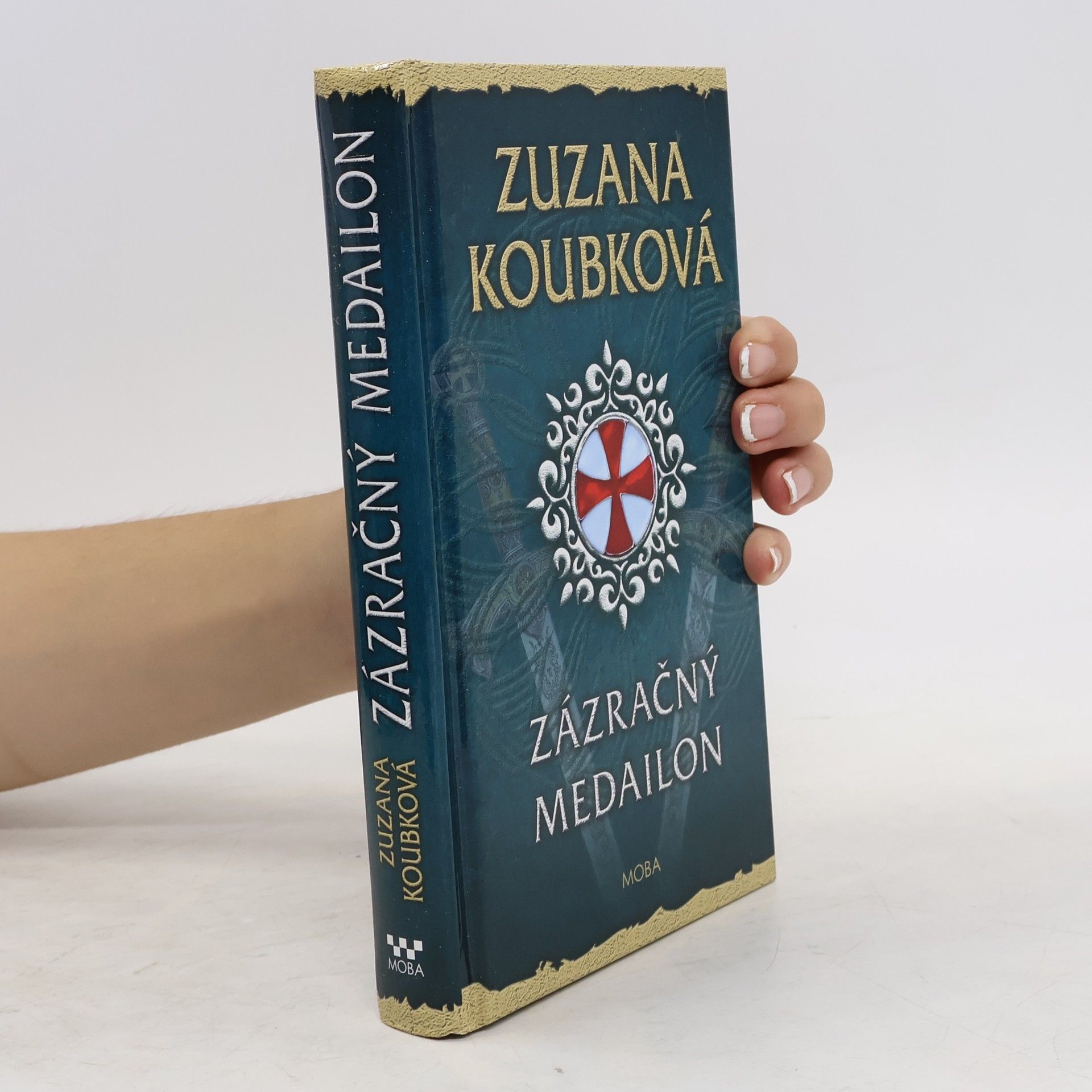 Zuzana Koubková Zázračný medailon