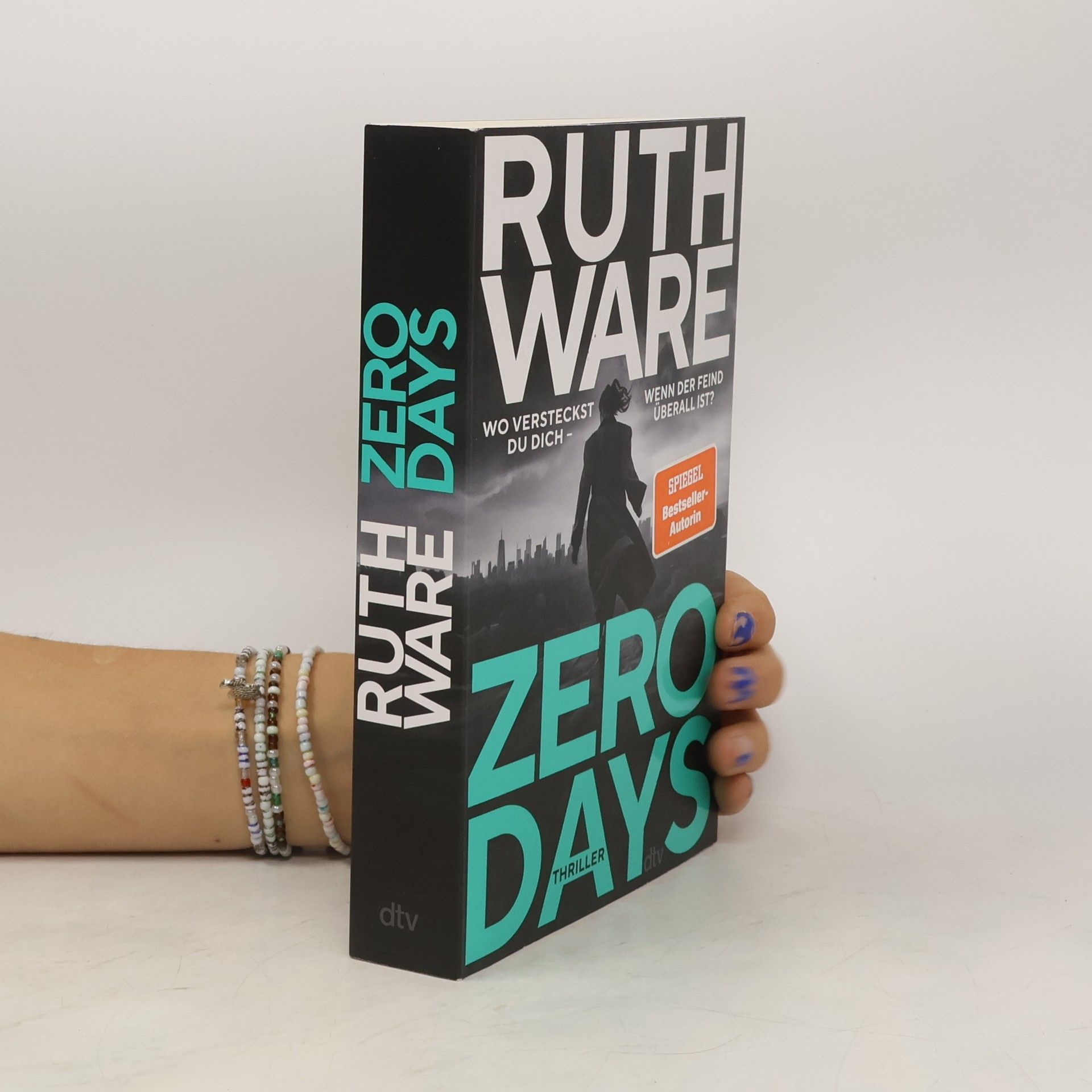Ruth Ware Zero days