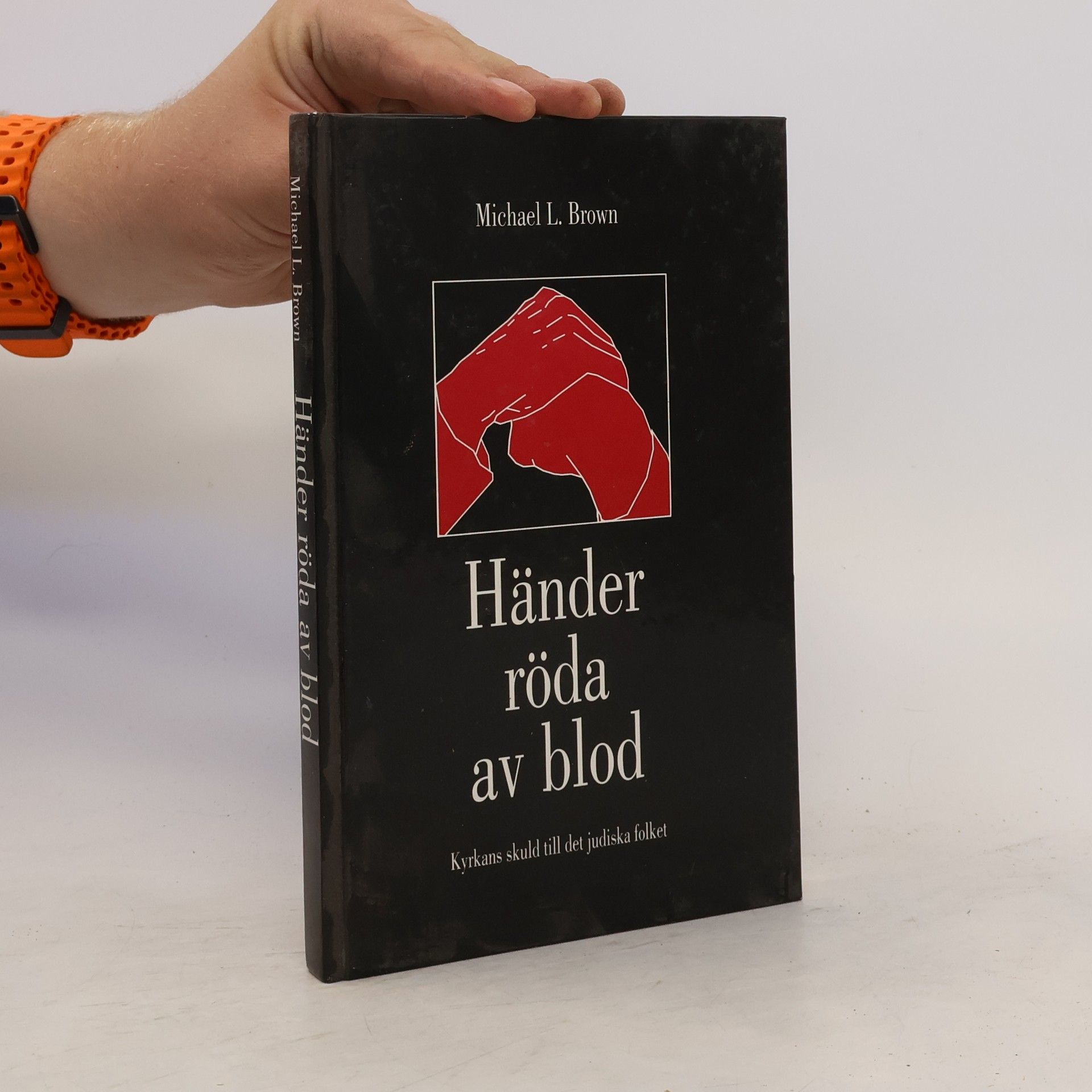 Michael L. Brown Händer röda av blod