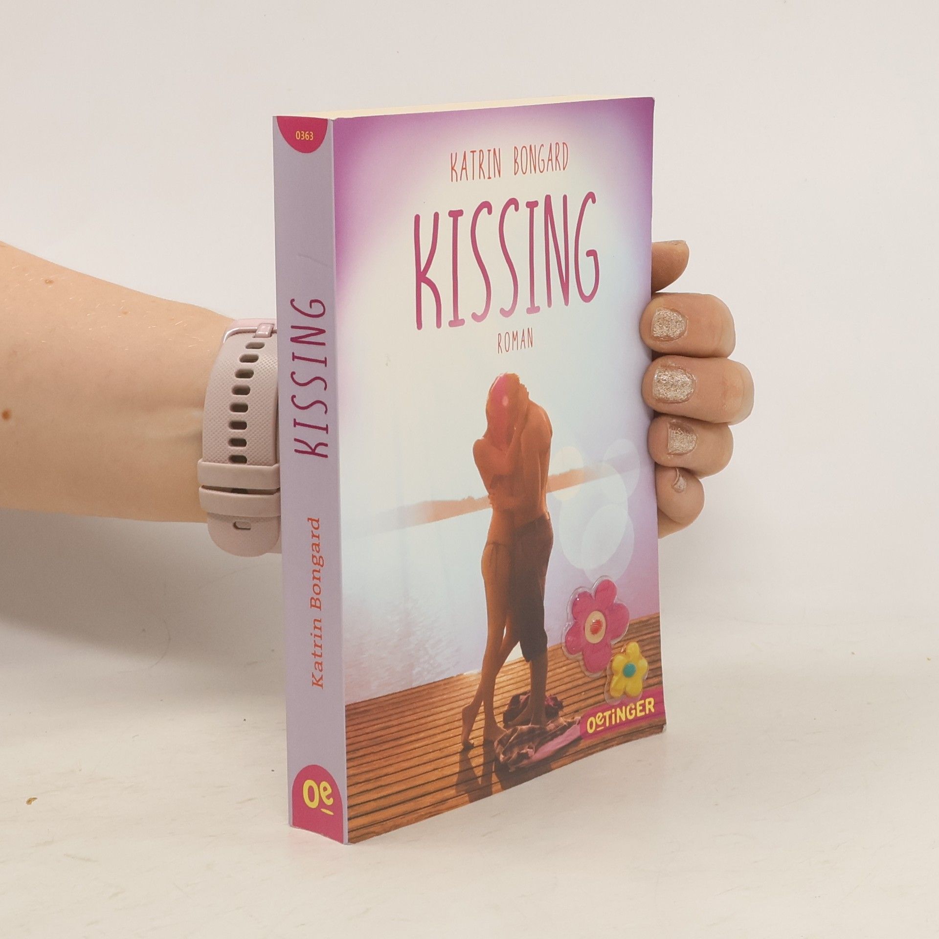 Katrin Bongard Kissing