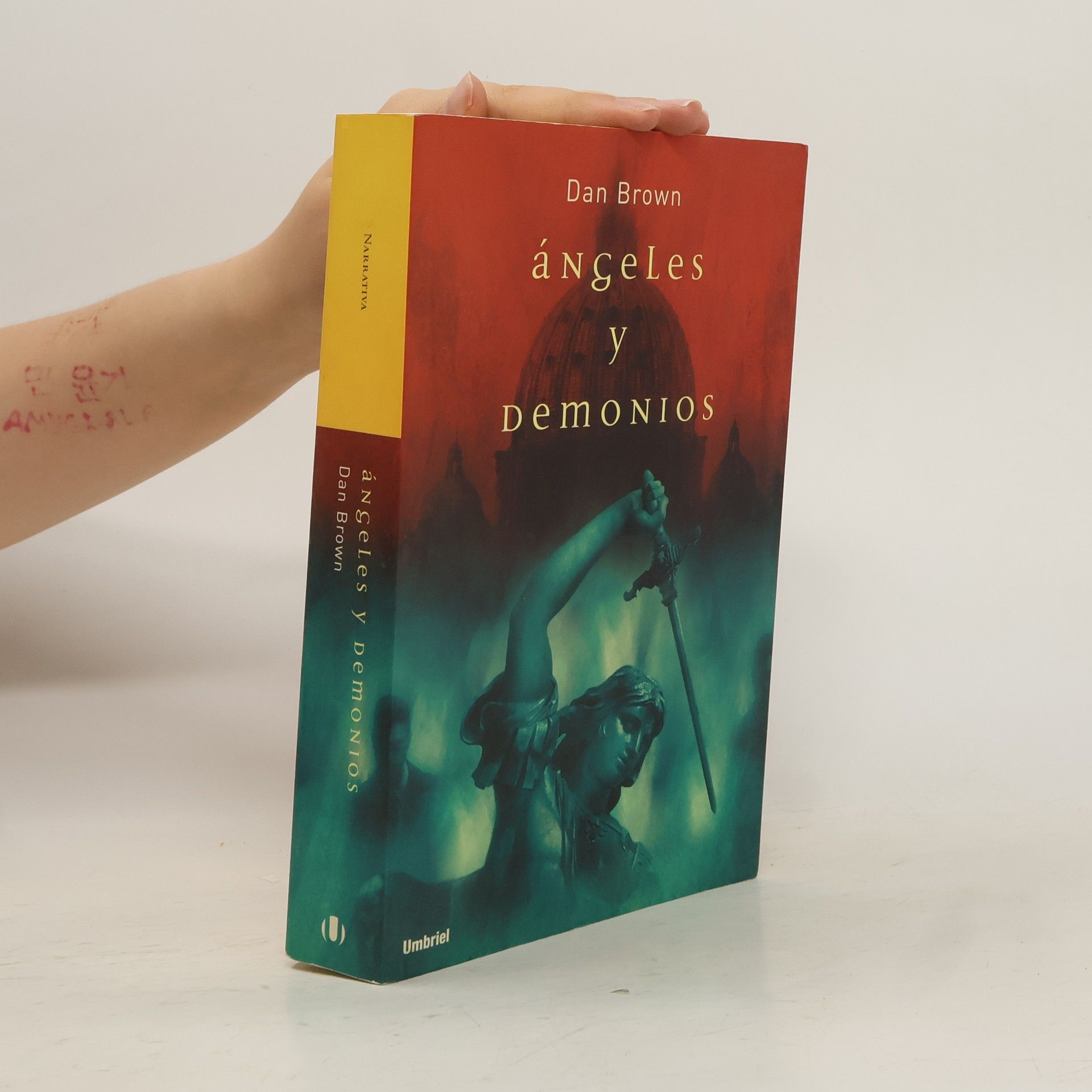 Dan Brown Ángeles y demonios
