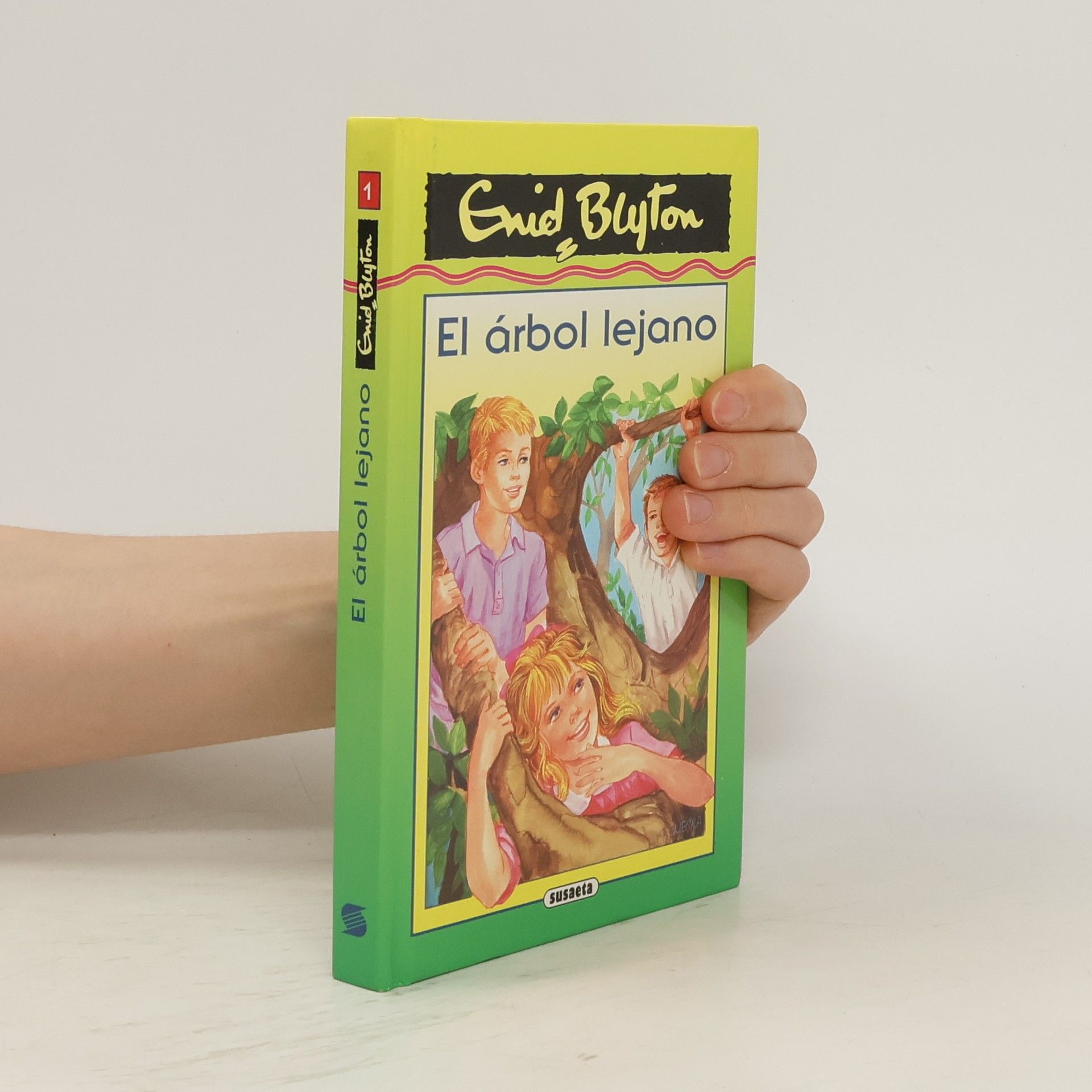 Equipo Susaeta El árbol lejano
