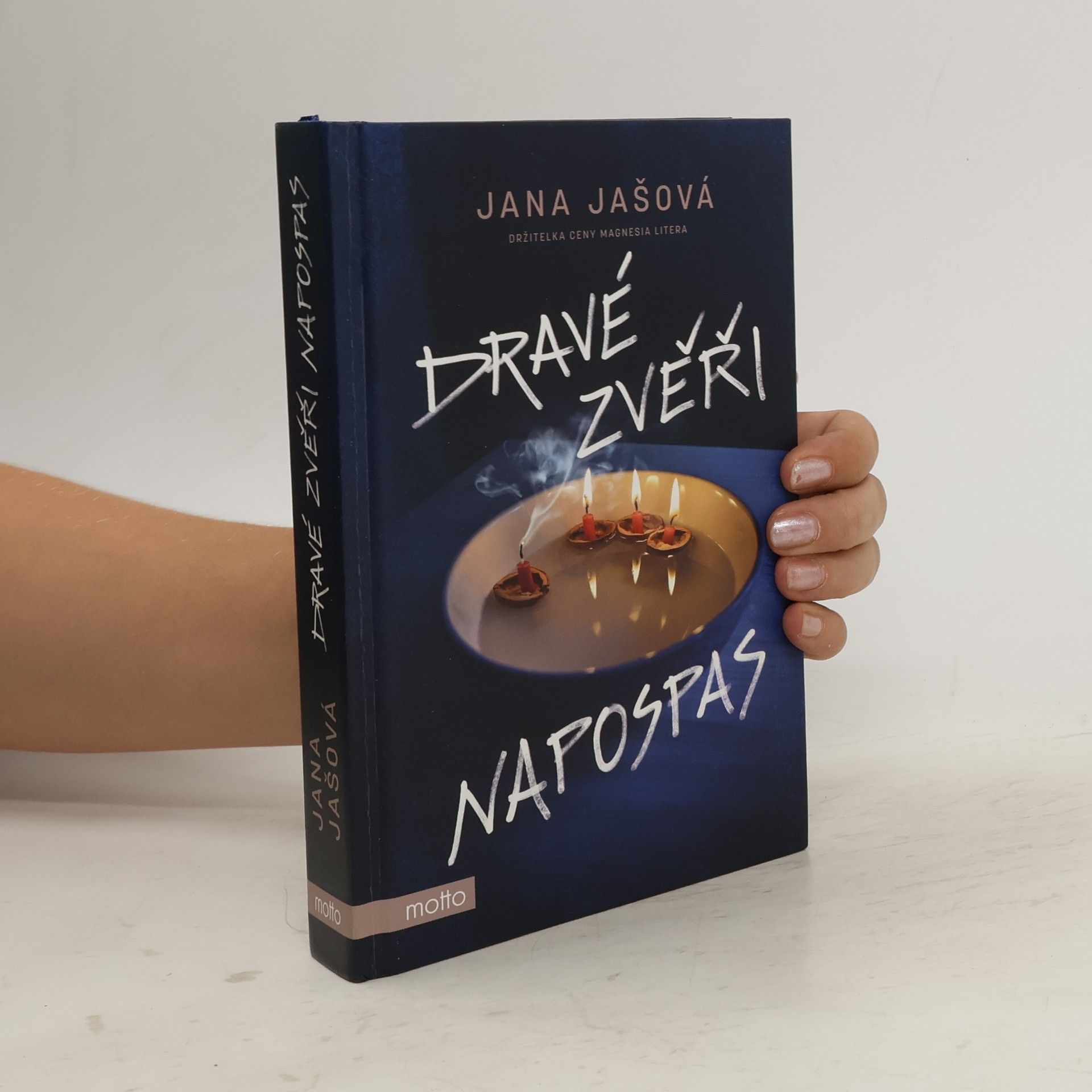 Jana Jašová Dravé zvěři napospas