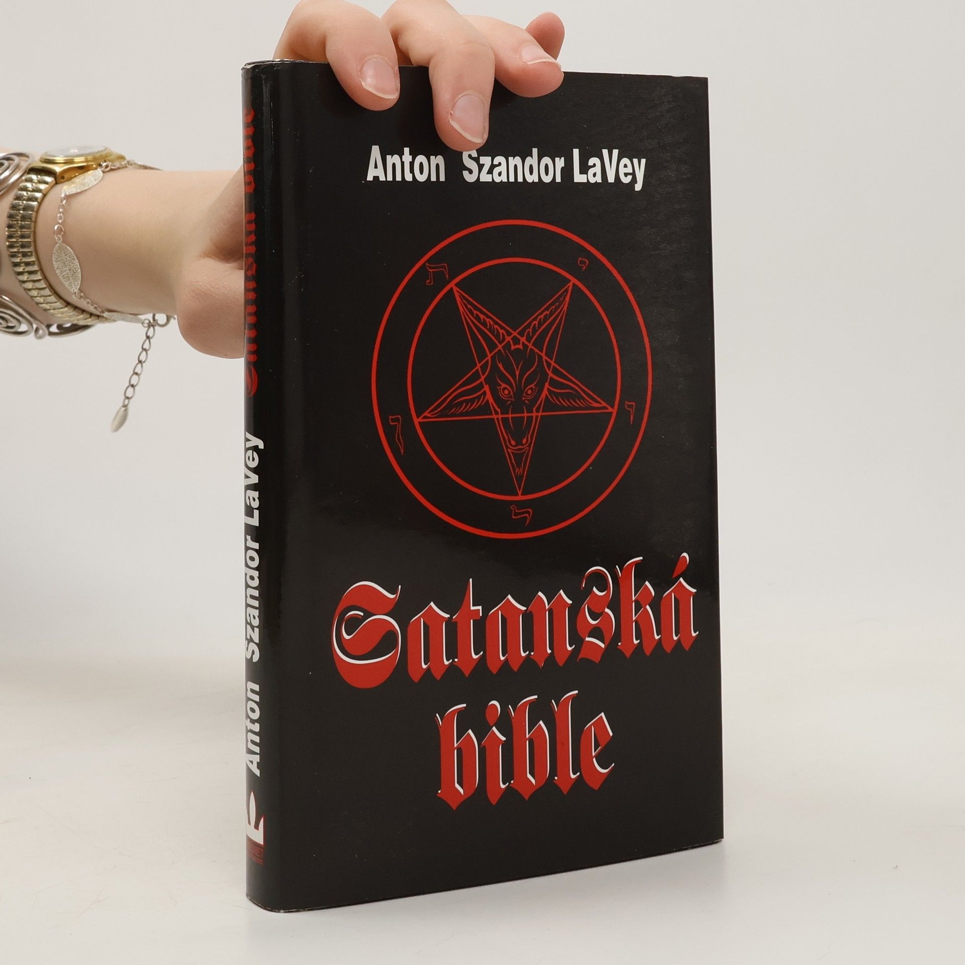 Anton Szandor La Vey Satanská bible