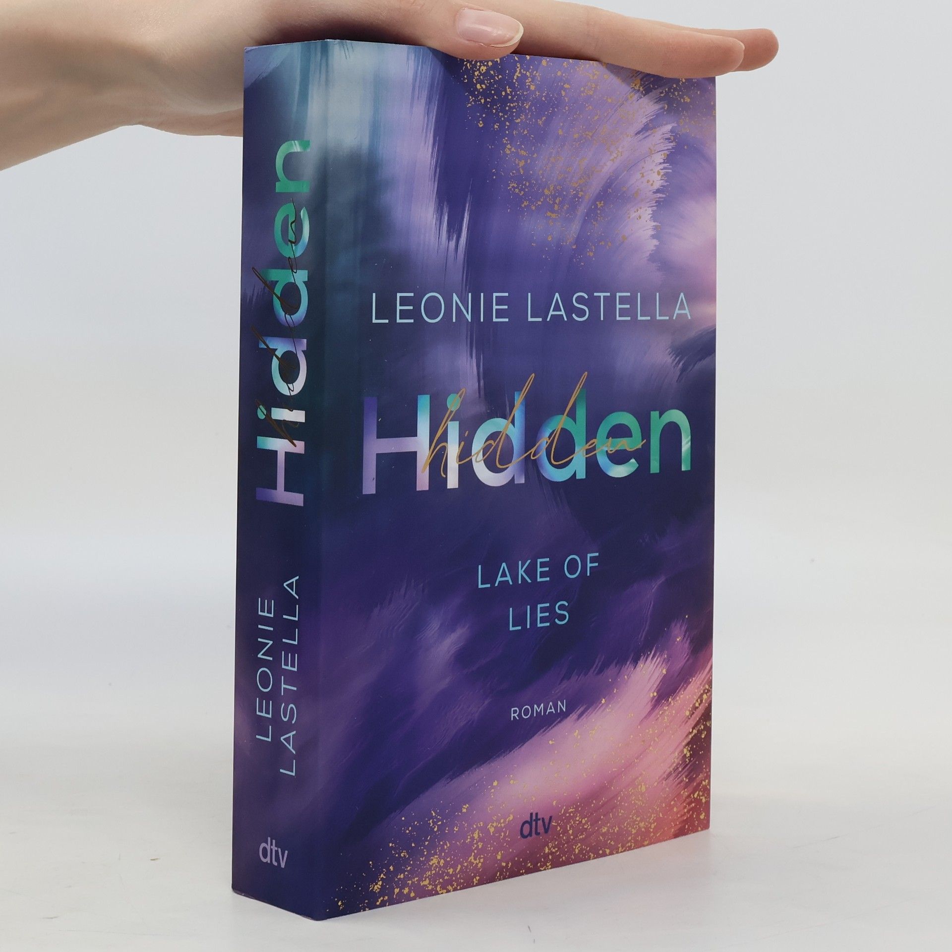 Leonie Lastella Hidden / Lake of Lies Bd.1
