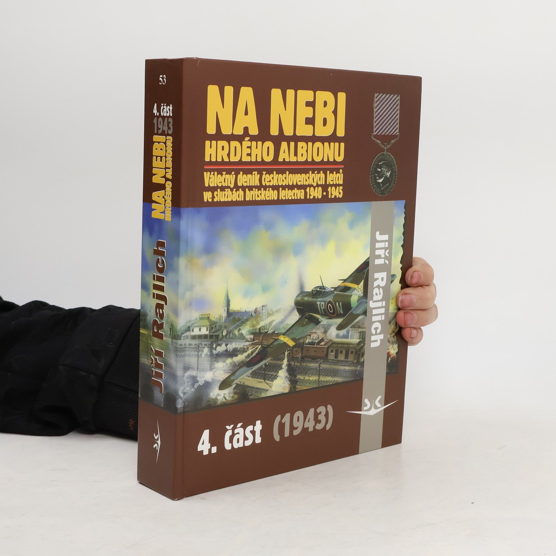 Jiří Rajlich Na nebi hrdého Albionu: 4. část, 1943