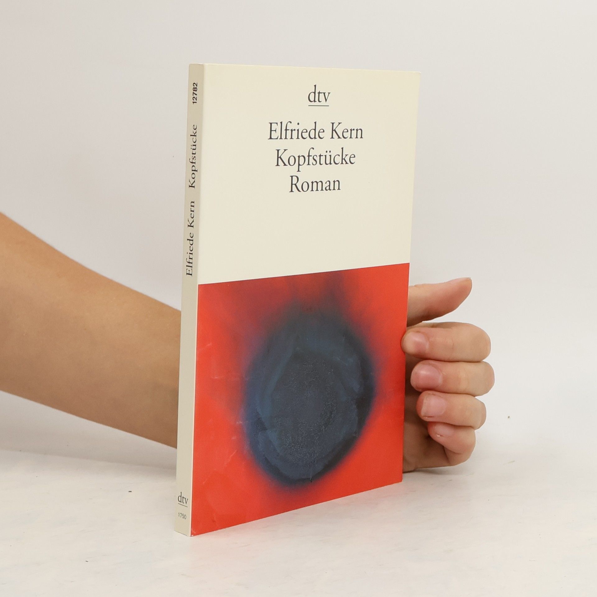 Elfriede Kern Kopfstücke