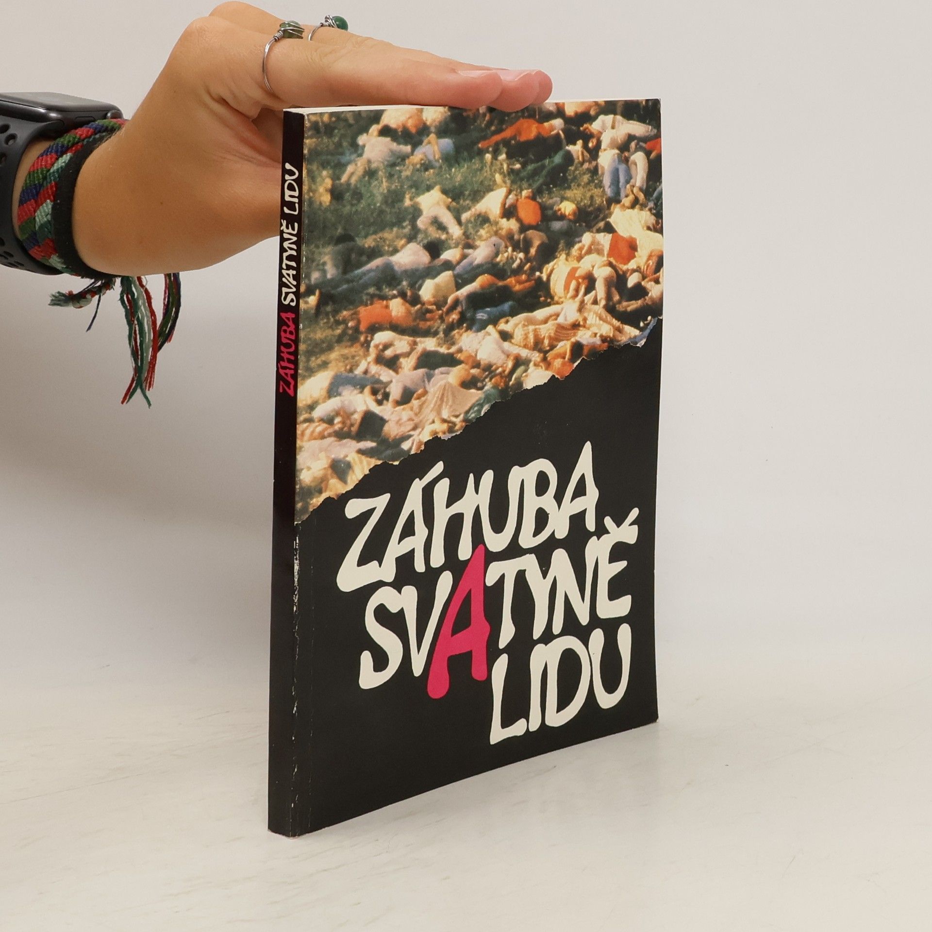AA.VV. Záhuba svatyně lidu