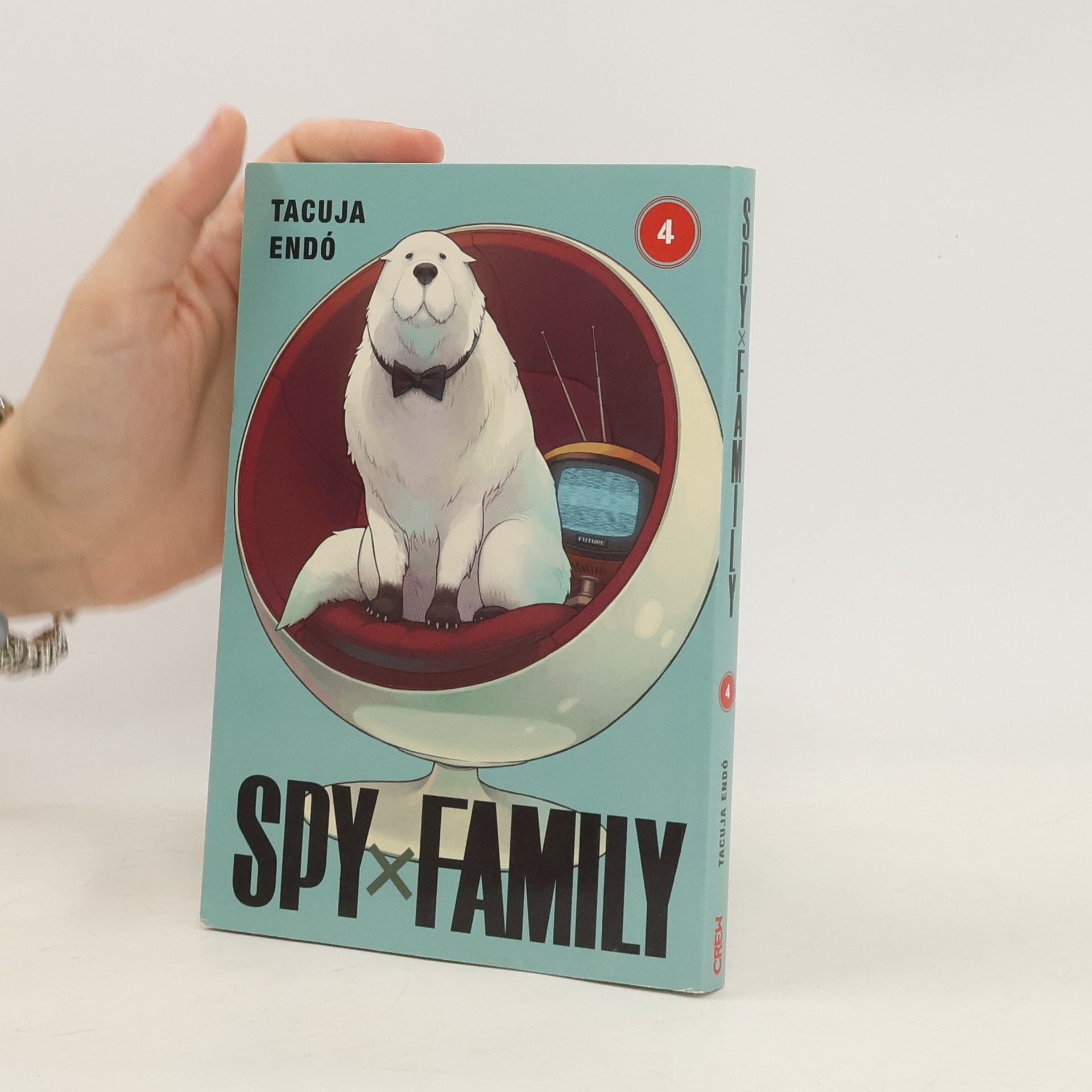 Tacuja Endó Spy x Family 4