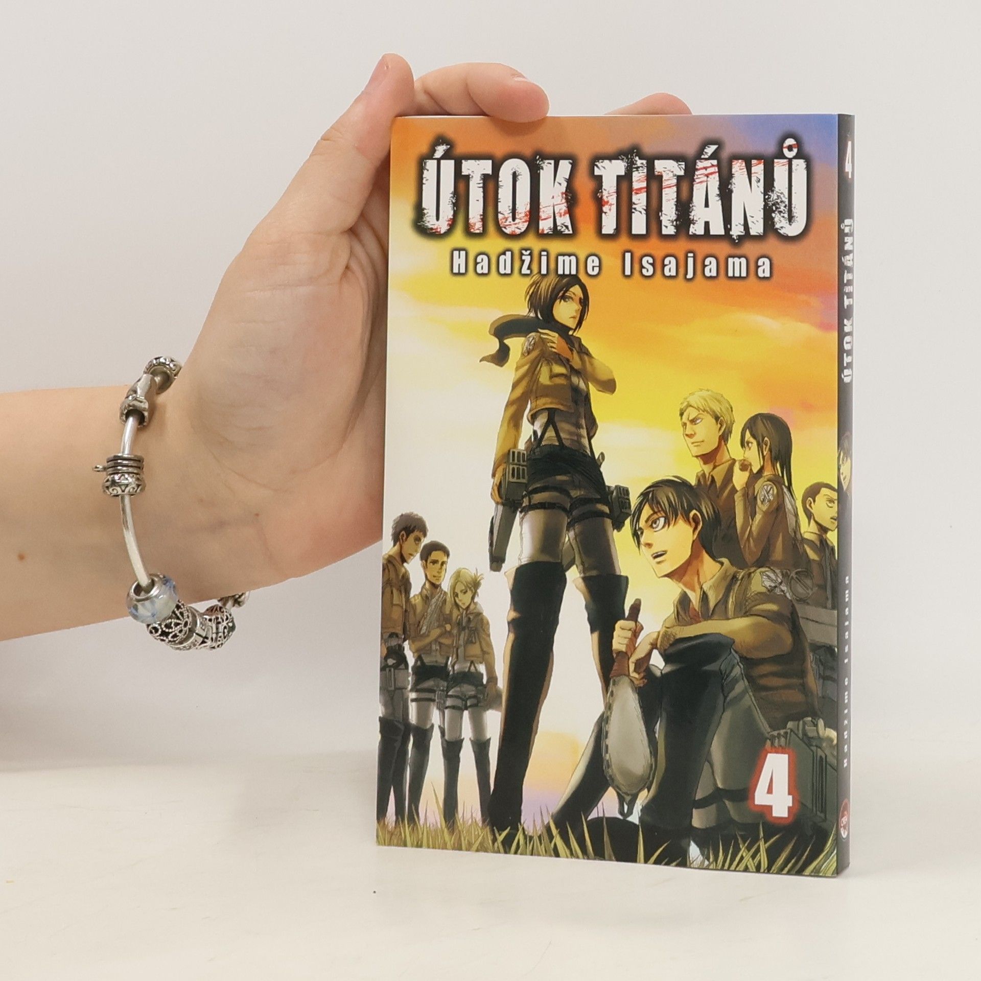 Hajime Isayama Útok titánů. 4