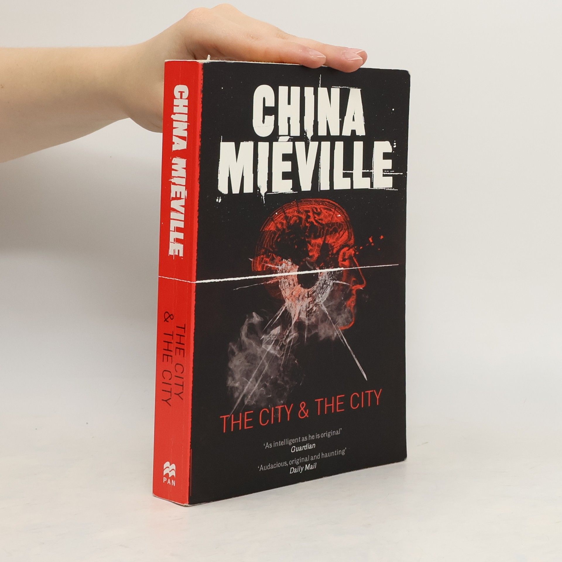 China Miéville The City & The City
