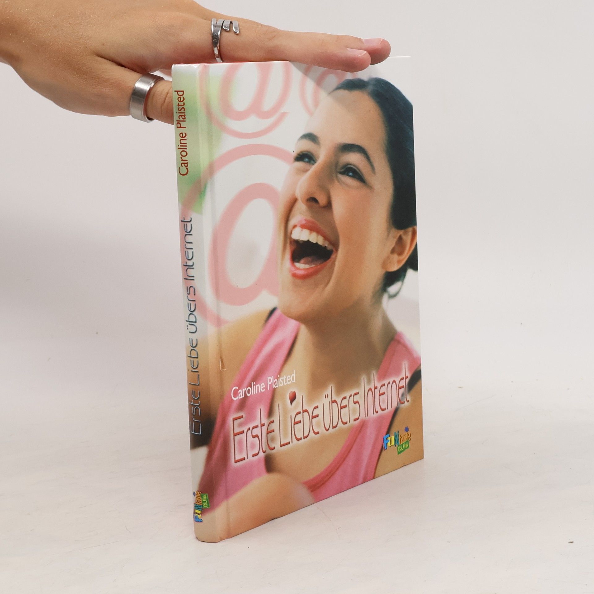 Caroline Plaisted Erste Liebe übers Internet,