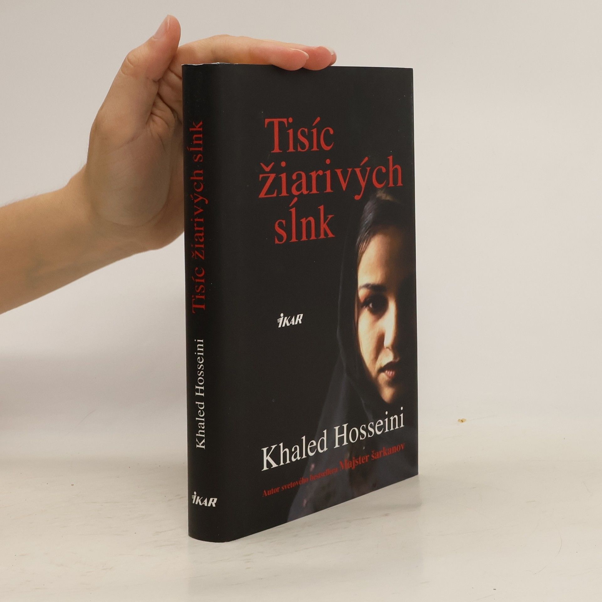 Khaled Hosseini Tisíc žiarivých sĺnk