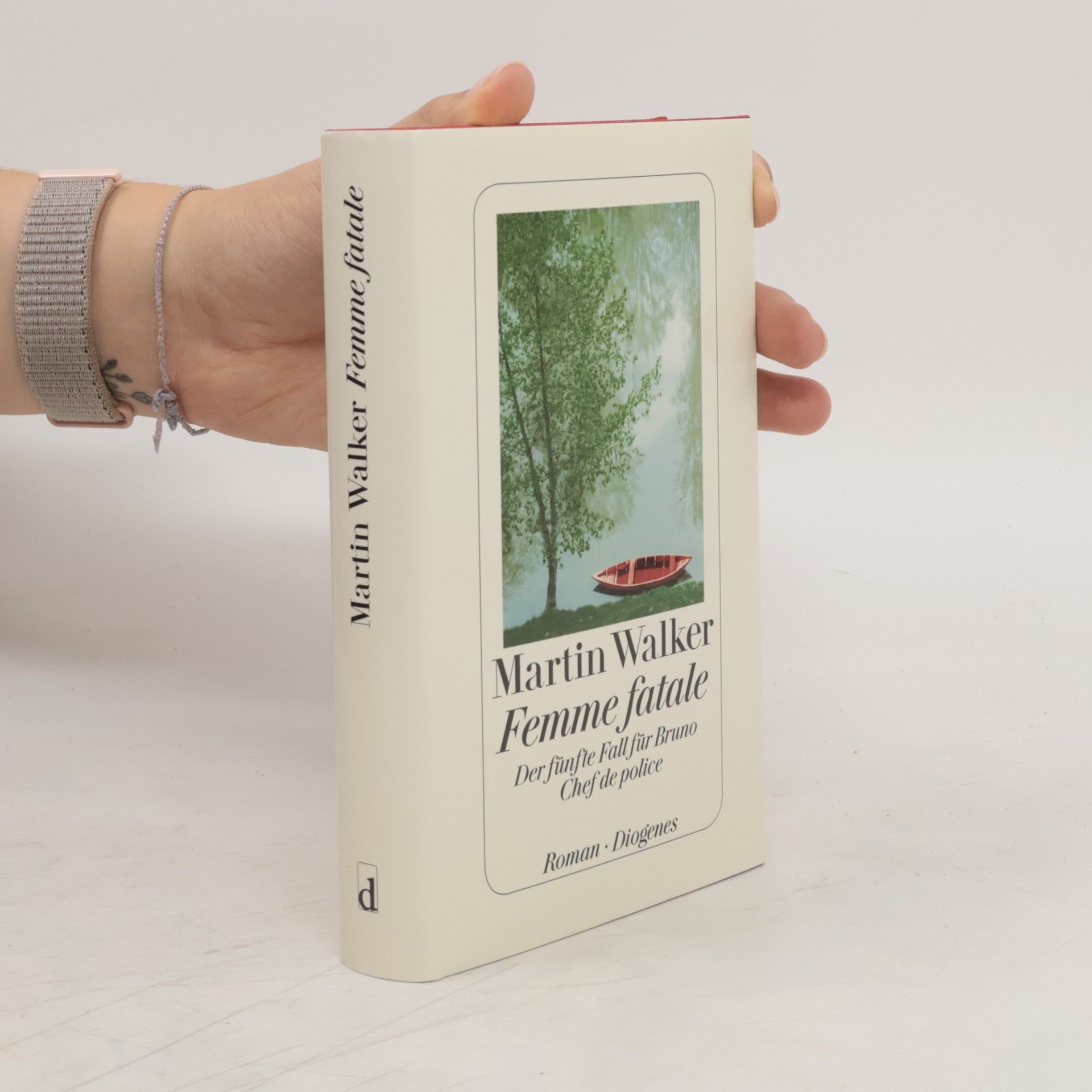 Martin Walker Femme fatale