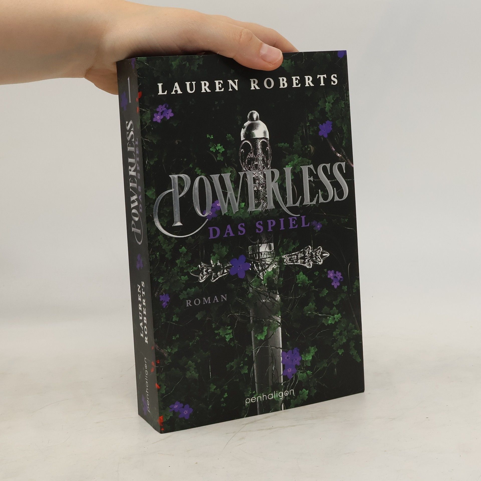 Lauren Roberts Powerless: Das Spiel