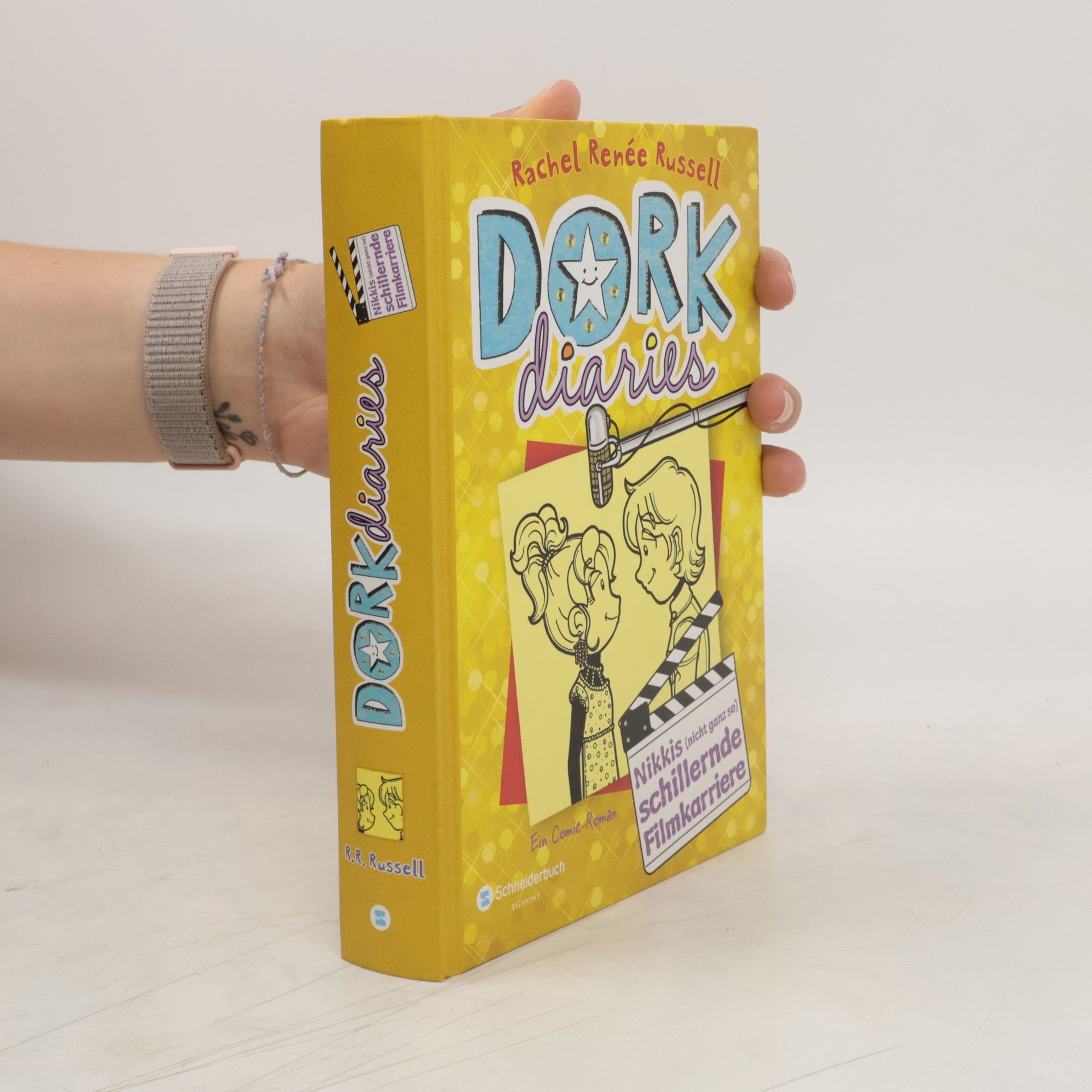 Rachel Renee Russell Dork Diaries: Nikkis (nicht ganz so) schillernde Filmkarriere