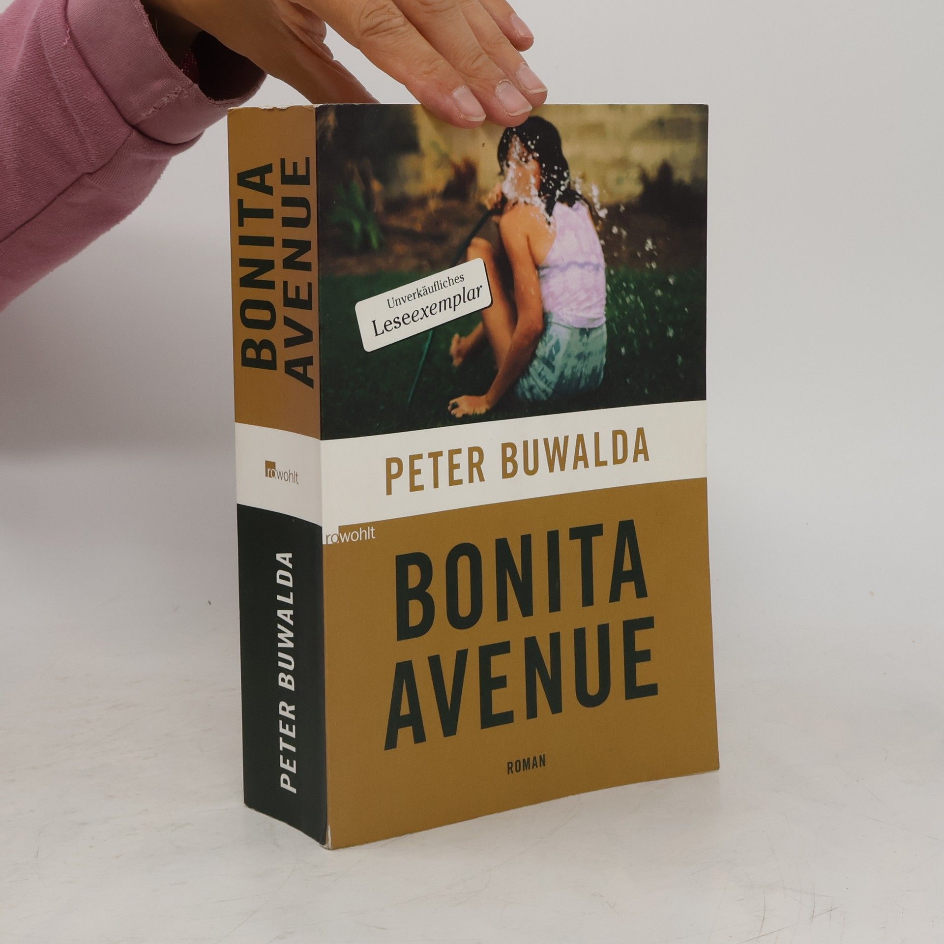 Peter Buwalda Bonita Avenue
