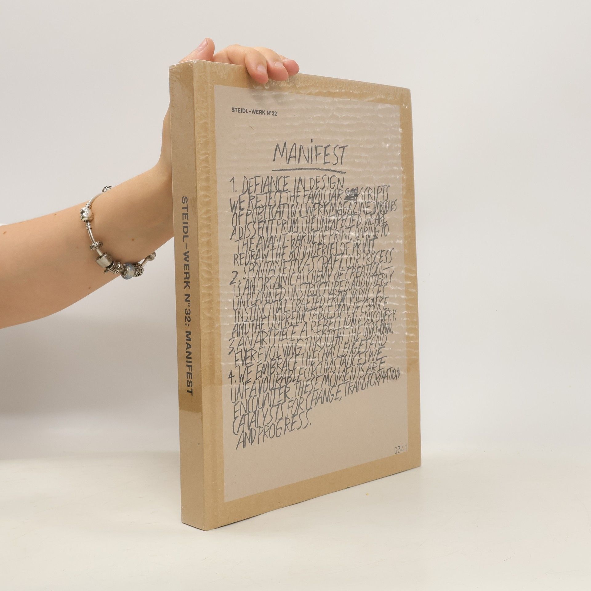 Theseus Chan Steidl–Werk No. 32: Manifest