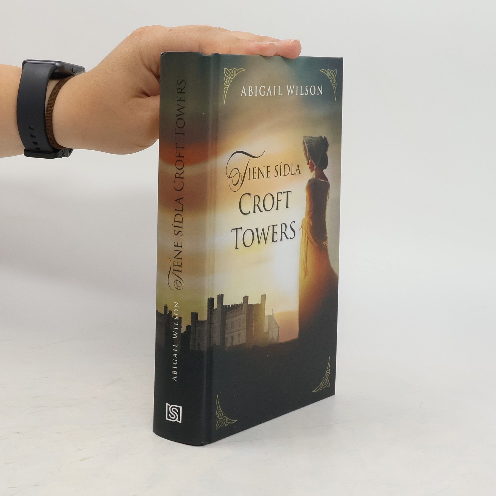 Abigail Wilson Tiene sídla Croft Towers