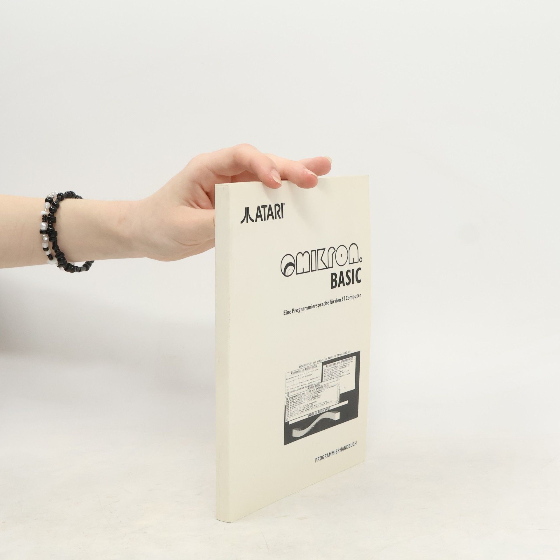 AA.VV. Omikron.basic