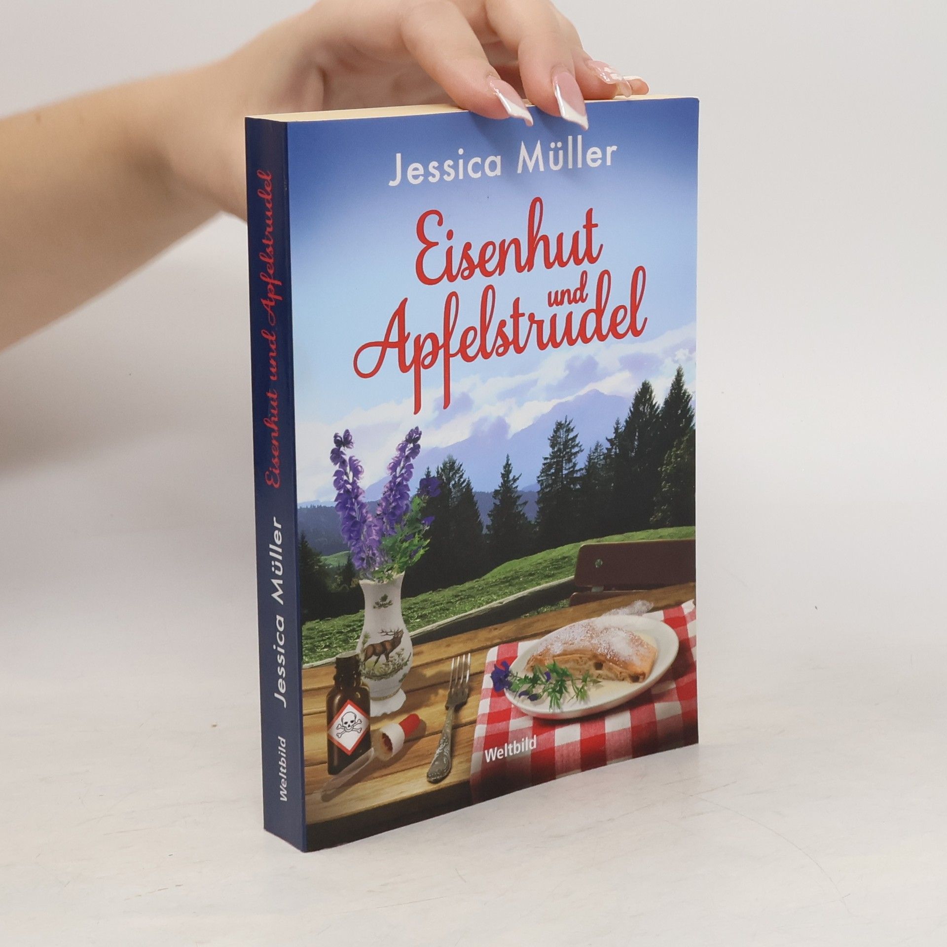 Jessica Müller Eisenhut und Apfelstrudel