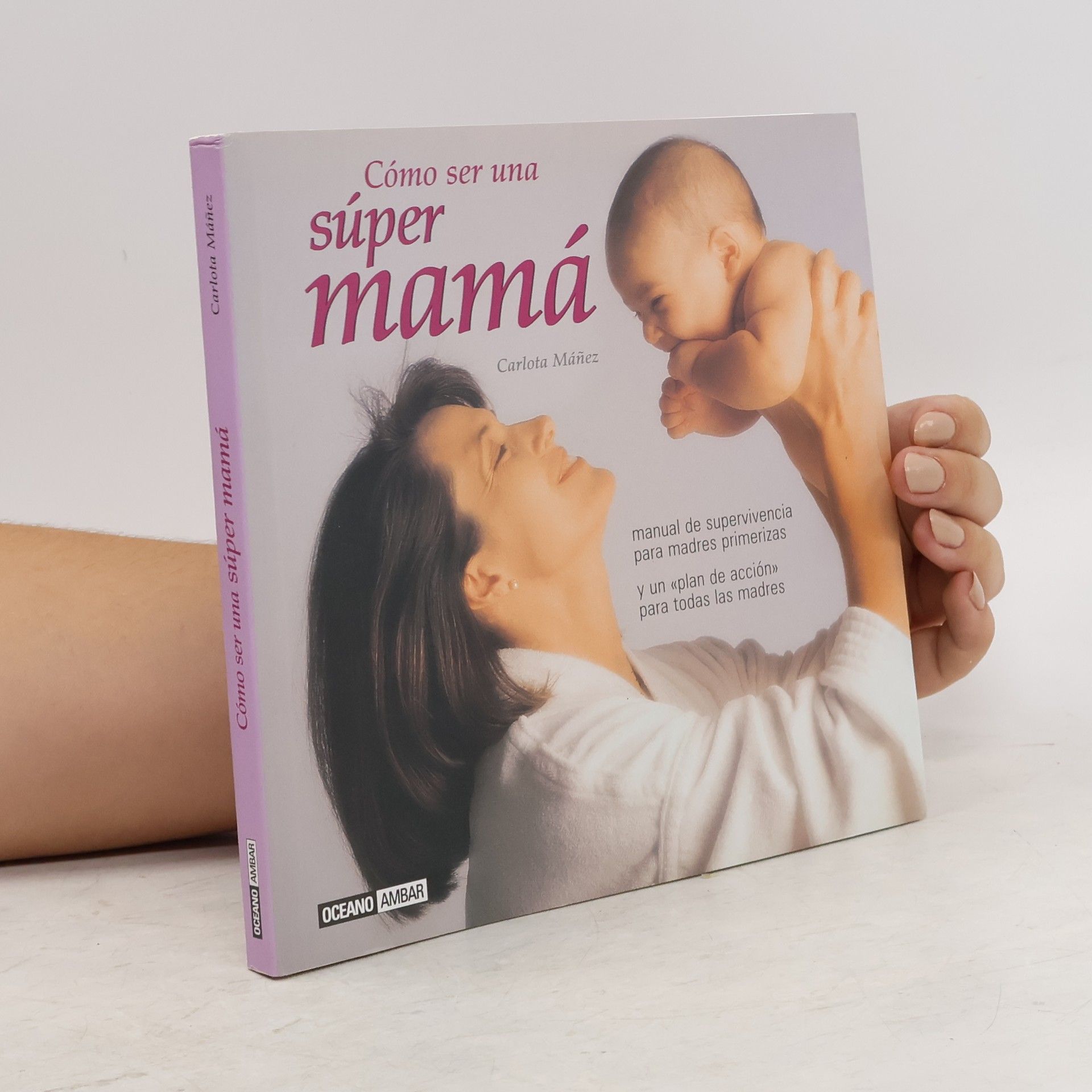 Carlota Máñez Súper mamá