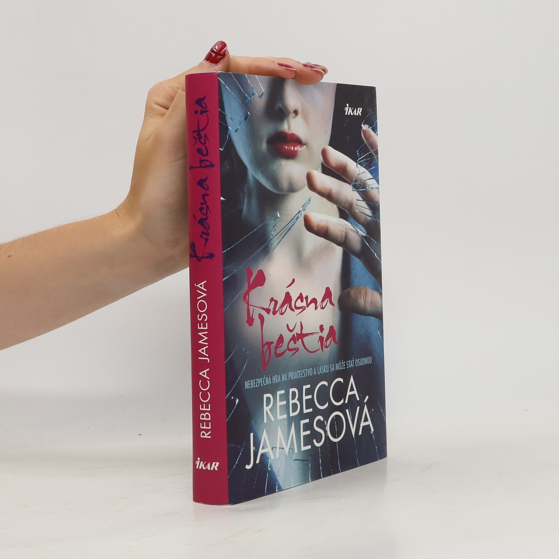 Rebecca James Krásna beštia
