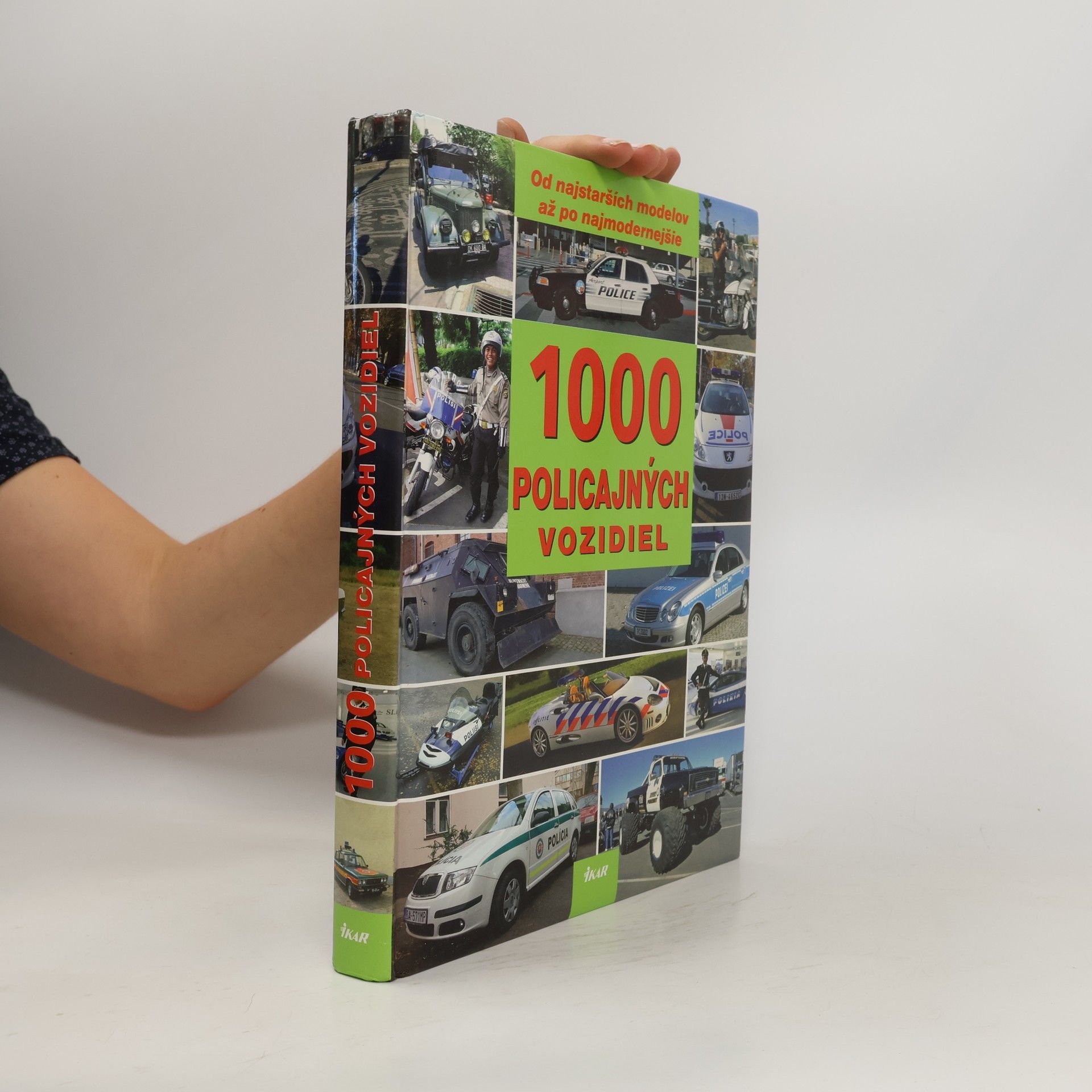 Autores varios 1000 policajných vozidiel