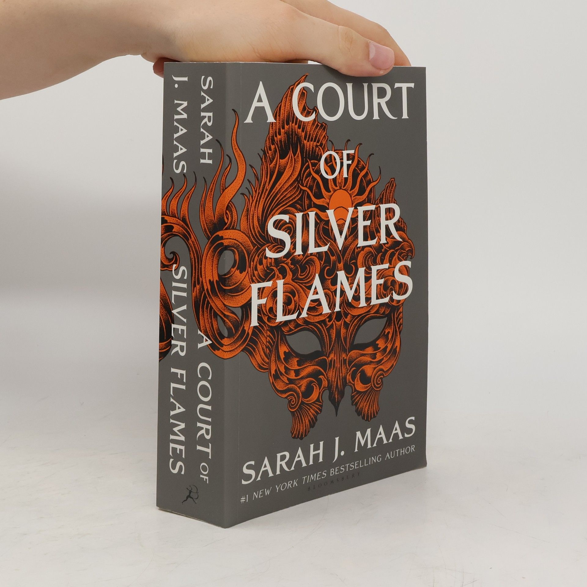 Sarah J. Maas A Court of Silver Flames