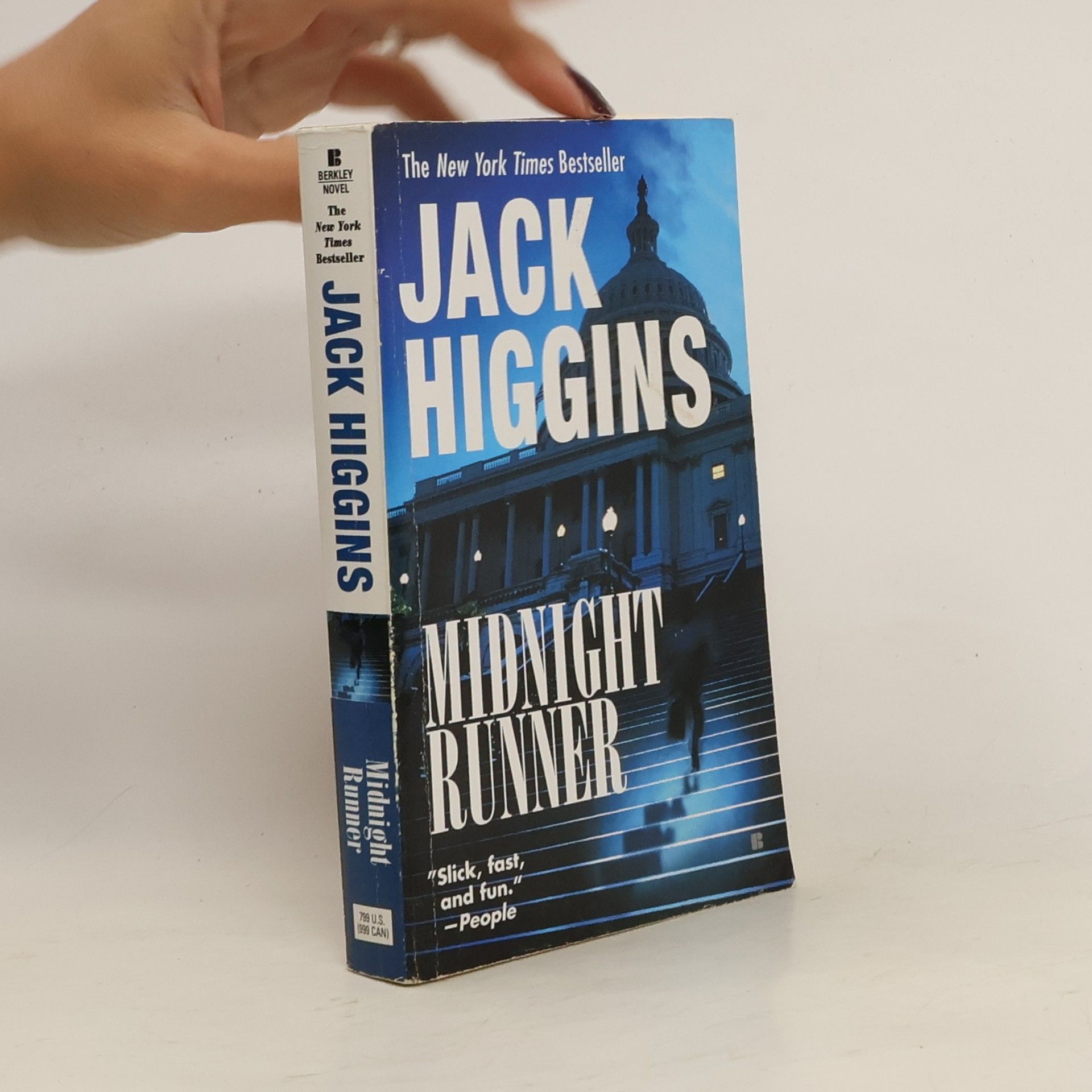 Jack Higgins Midnight Runner