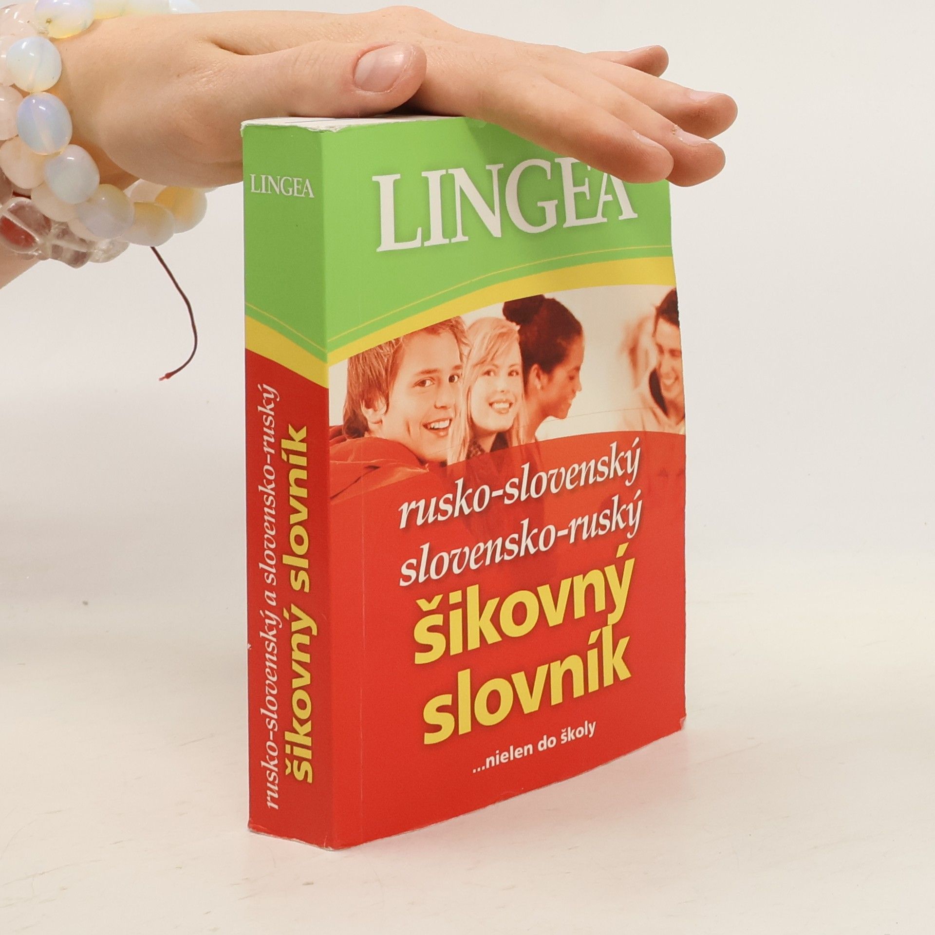 Autorenkollektiv Rusko-slovenský, slovensko-ruský šikovný slovník