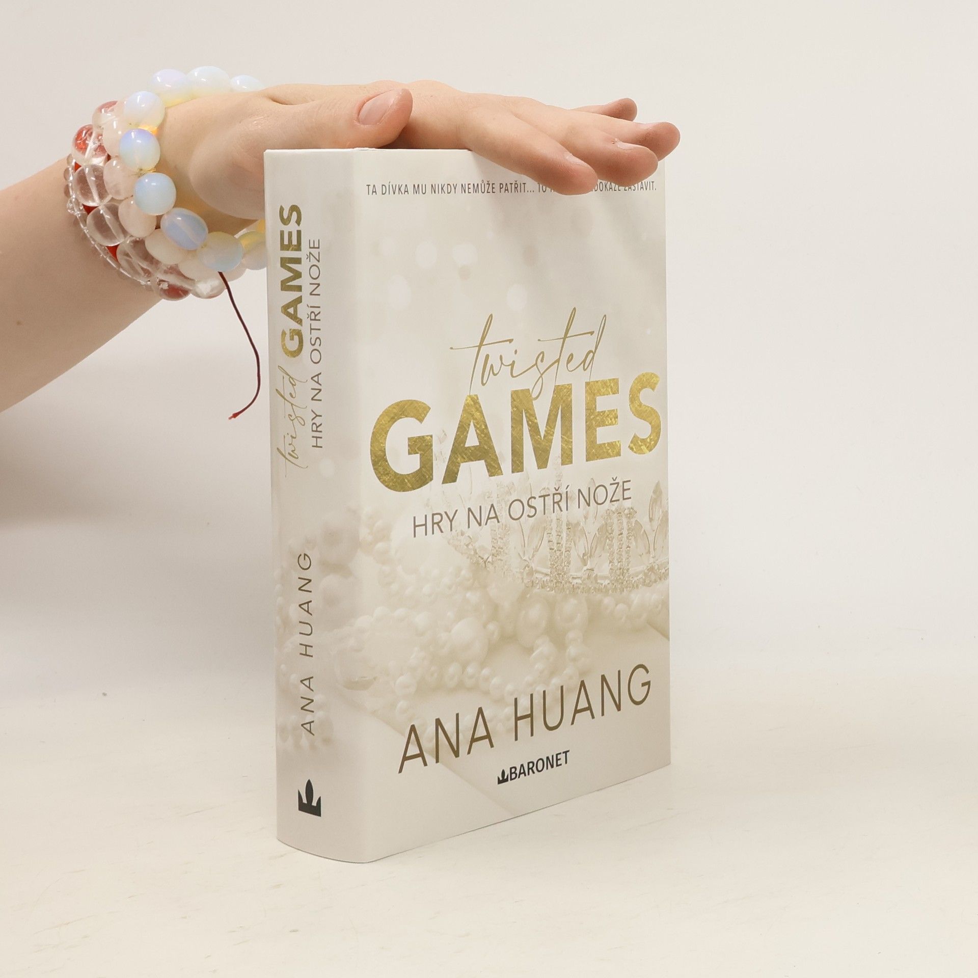 Ivana Dresia Twisted games. Hry na ostří nože