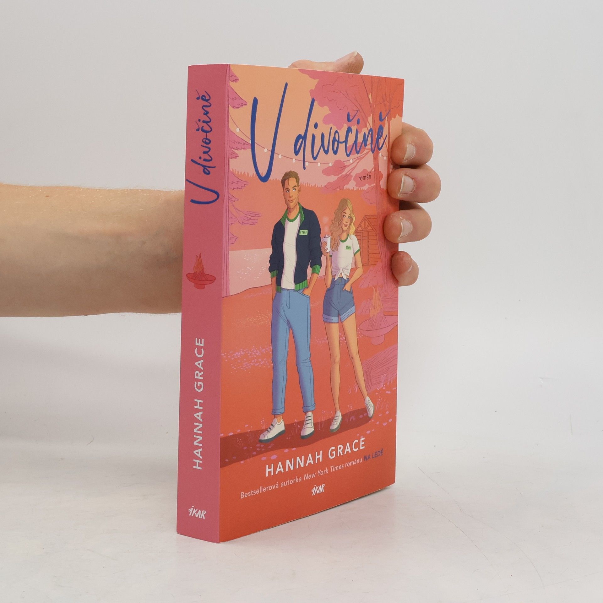 Hannah Grace V divočině