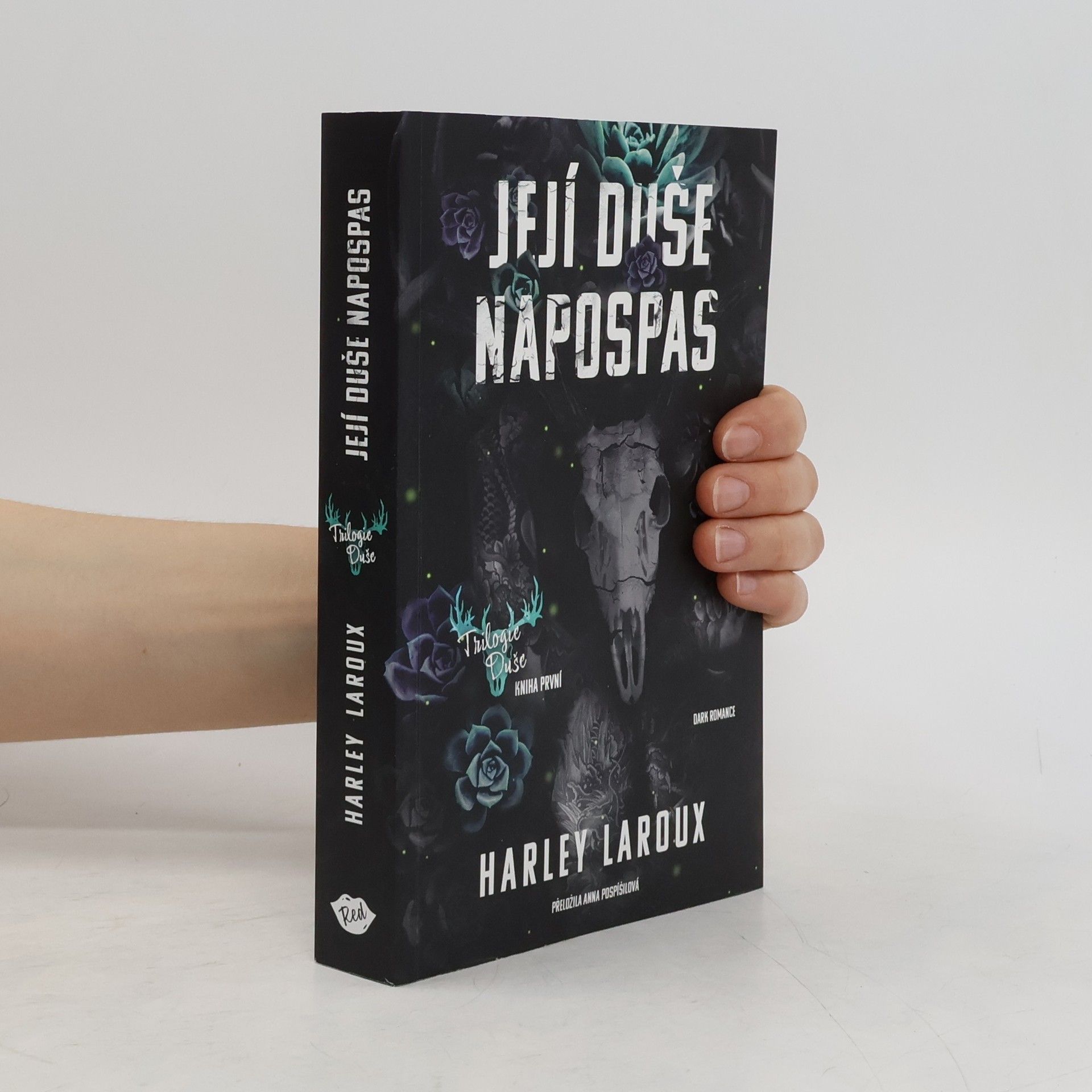 Harley Laroux Její duše napospas