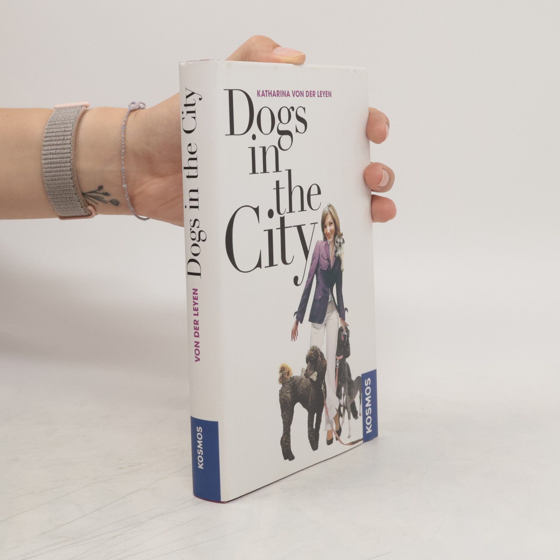 Katharina von der Leyen Dogs in the City