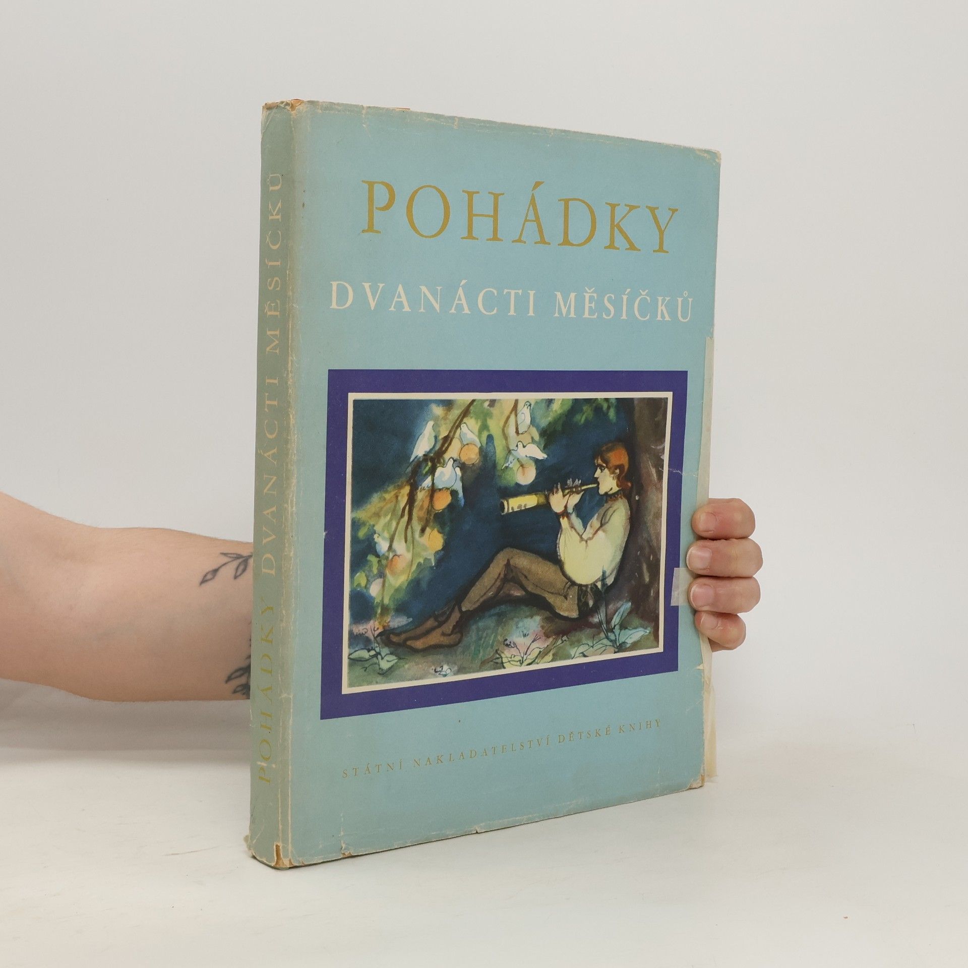 Jaroslav Závada Pohádky dvanácti měsíčků. výbor slovenských pohádek