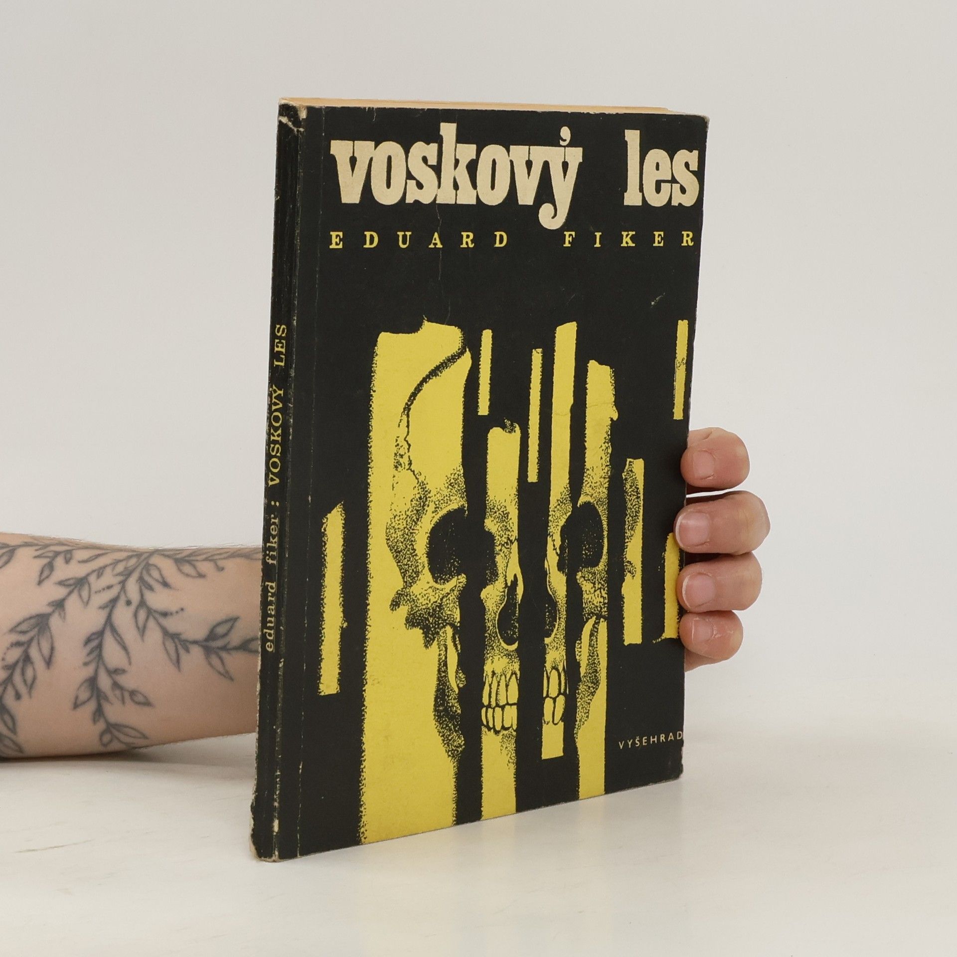 Eduard Fiker Voskový les