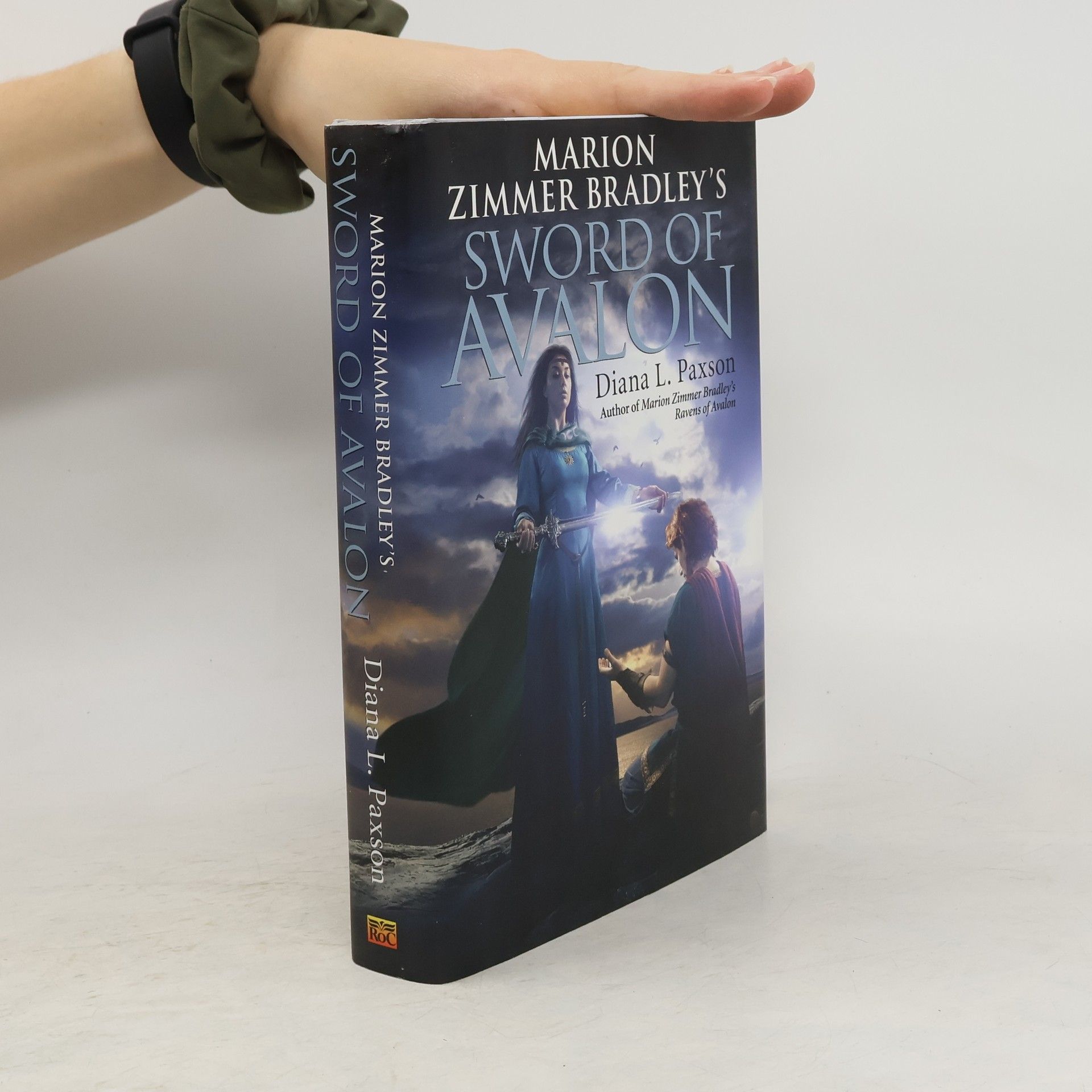 Diana L. Paxson Sword of Avalon