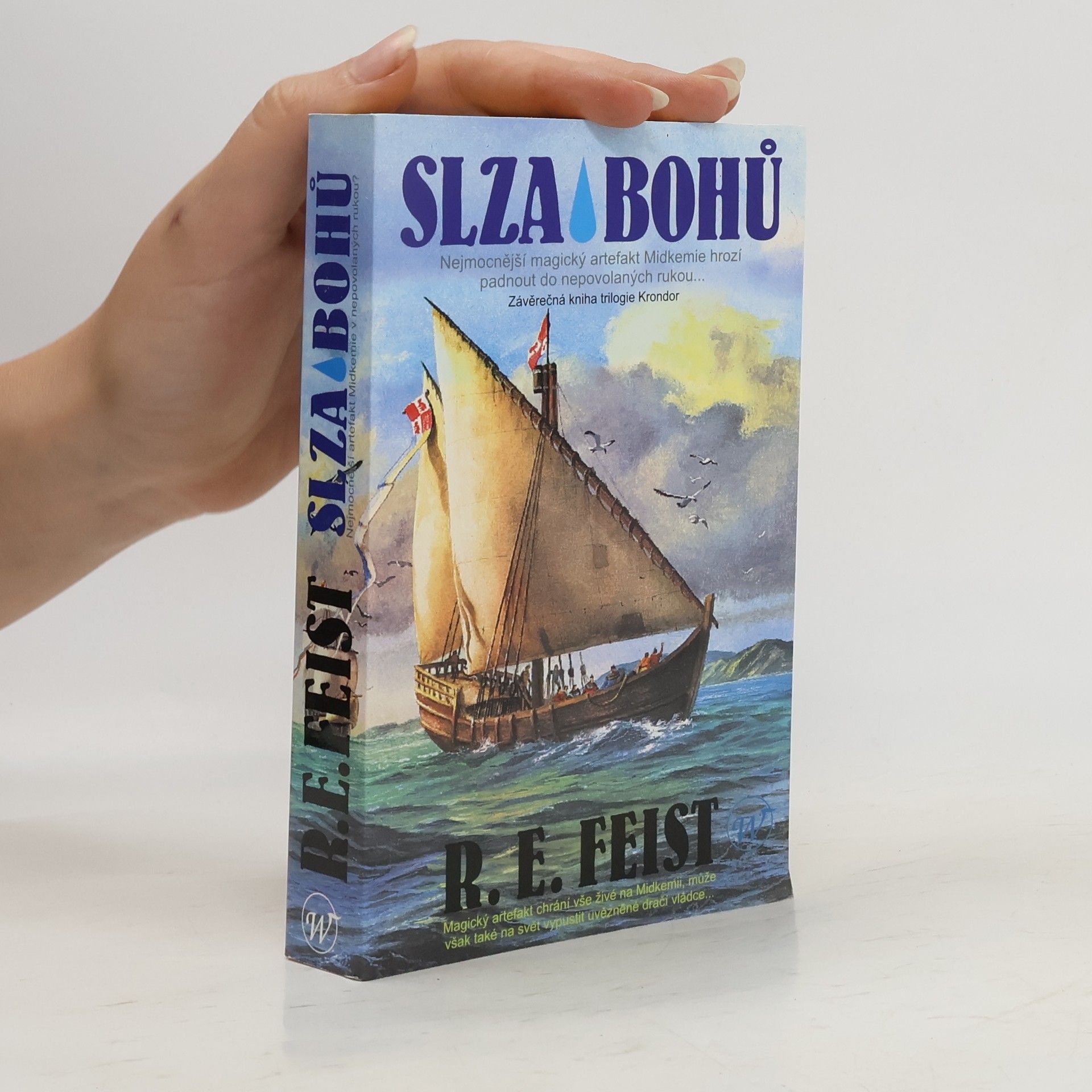 Raymond E. Feist Slza bohů