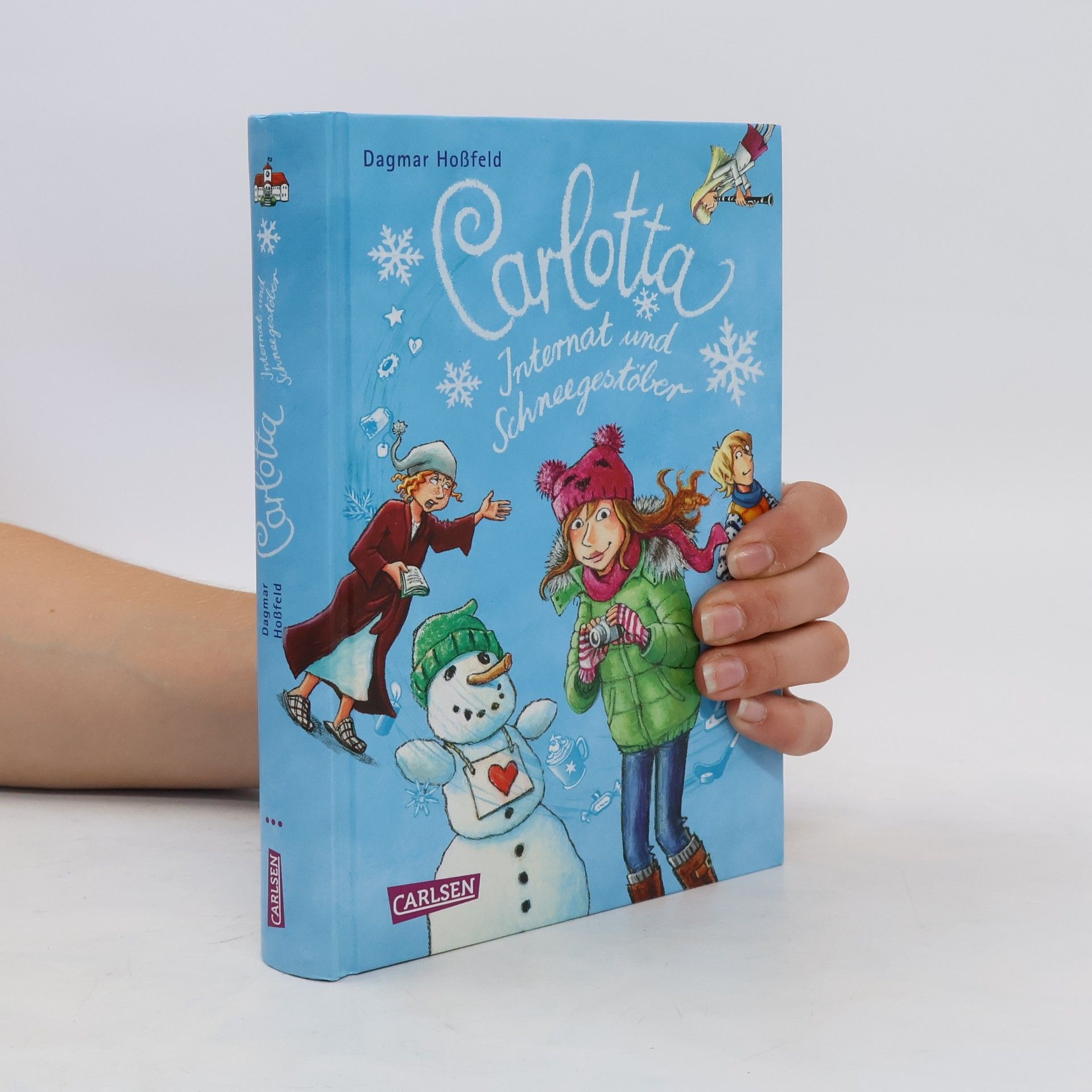 Dagmar Hossfeld Carlotta. Internat und Schneegestöber