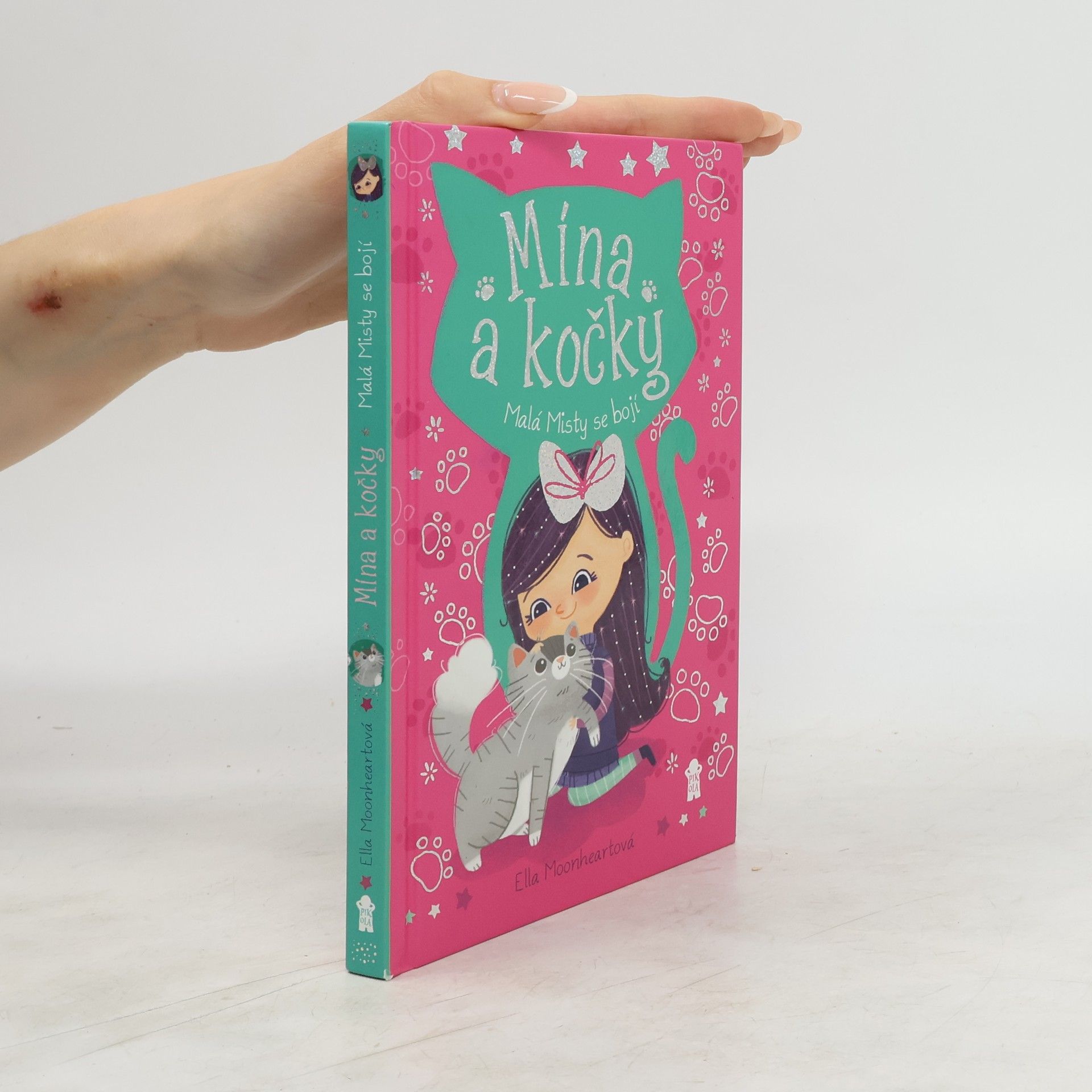 Ella Moonheart Mína a kočky. Malá Misty se bojí