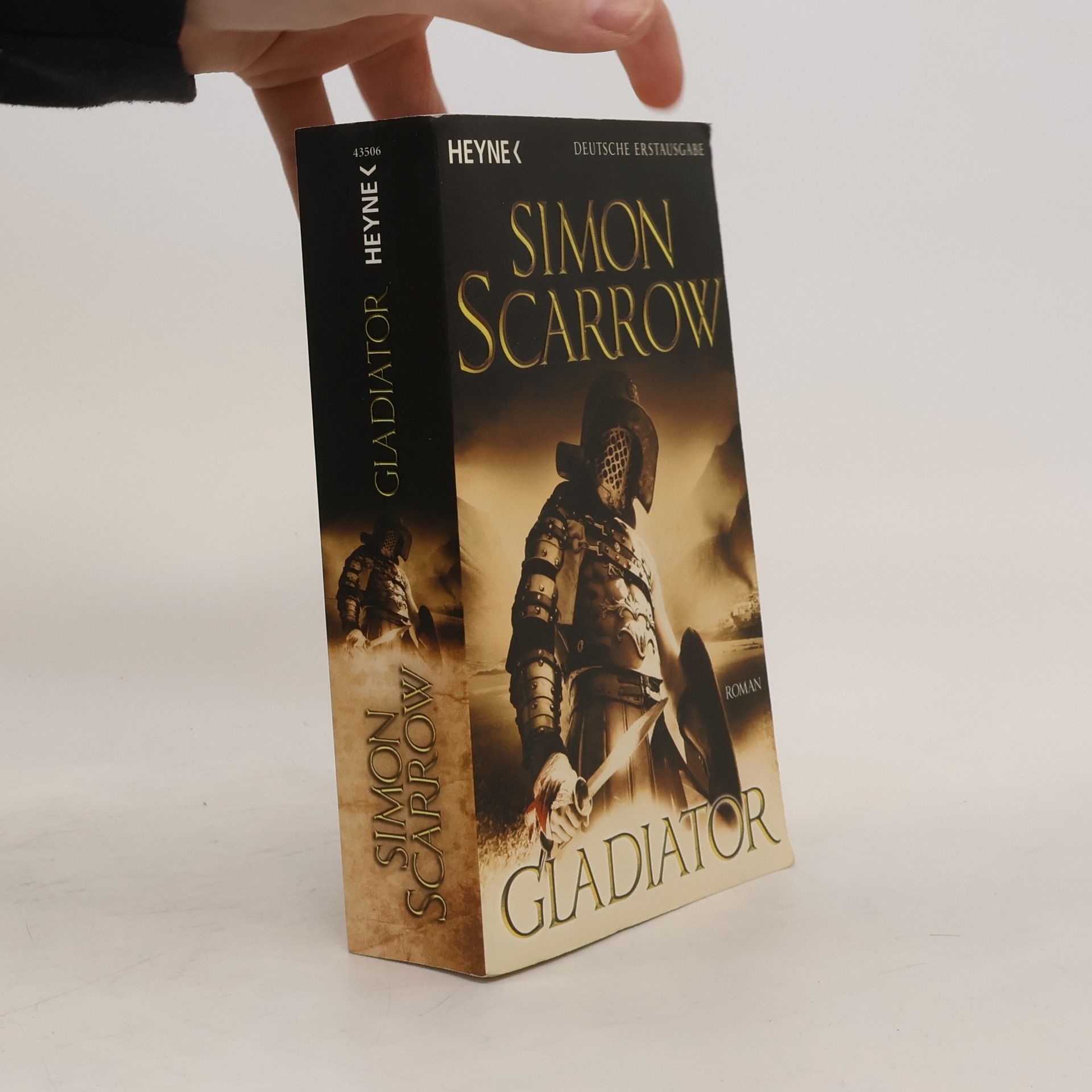 Simon Scarrow Gladiator