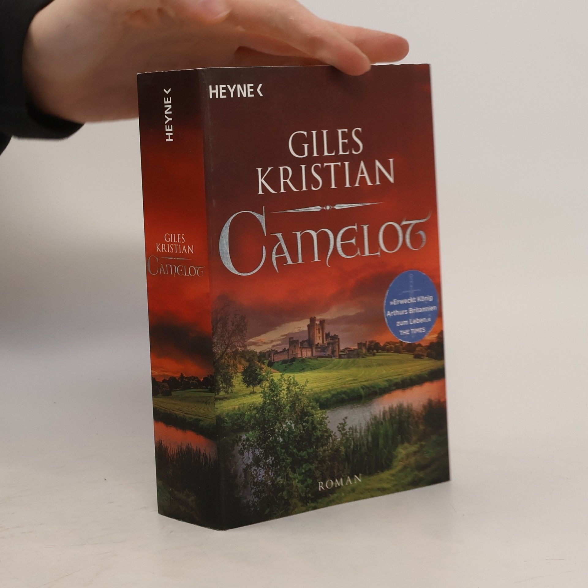Giles Kristian Camelot